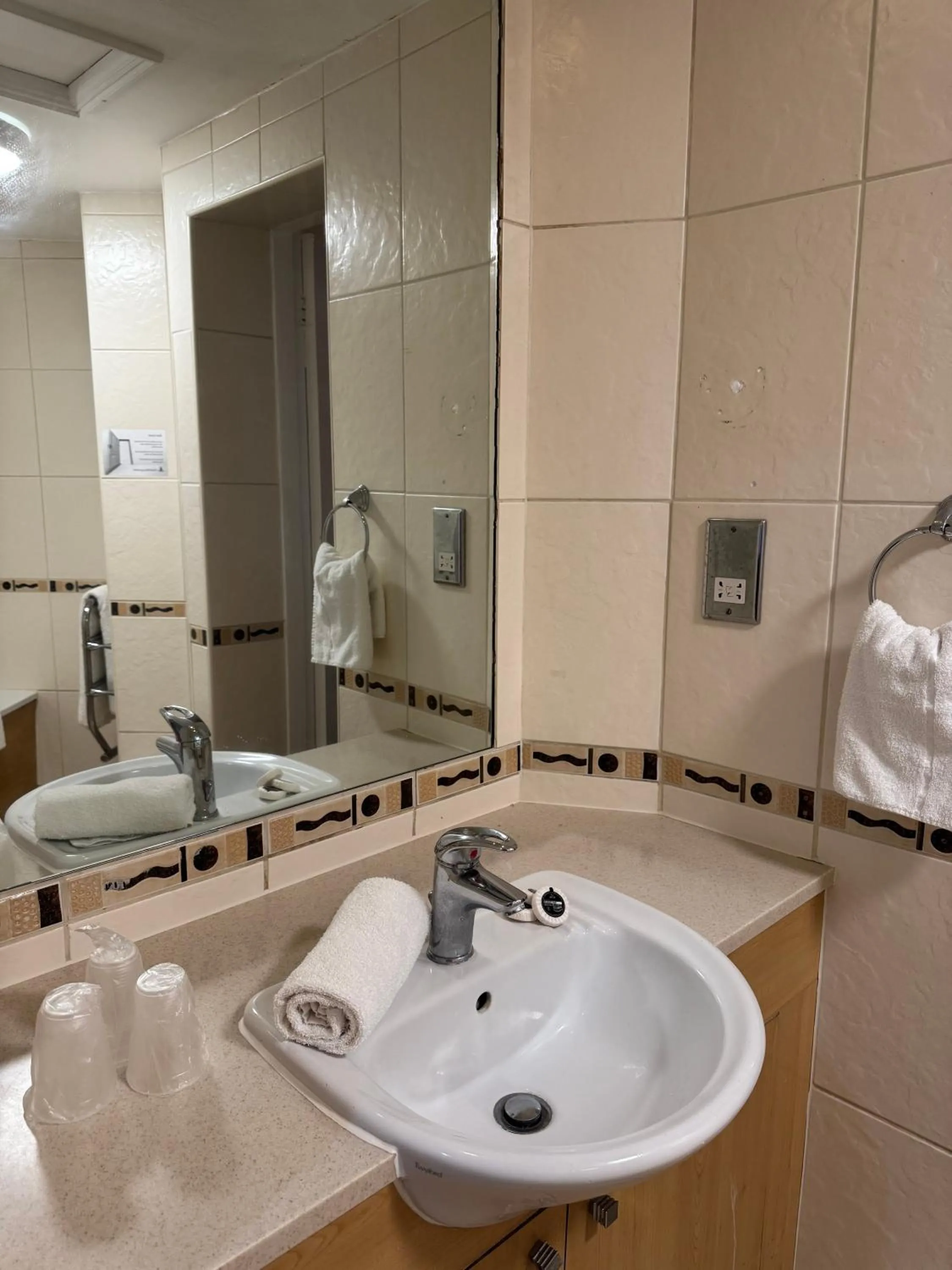 Bathroom in Royal Hotel