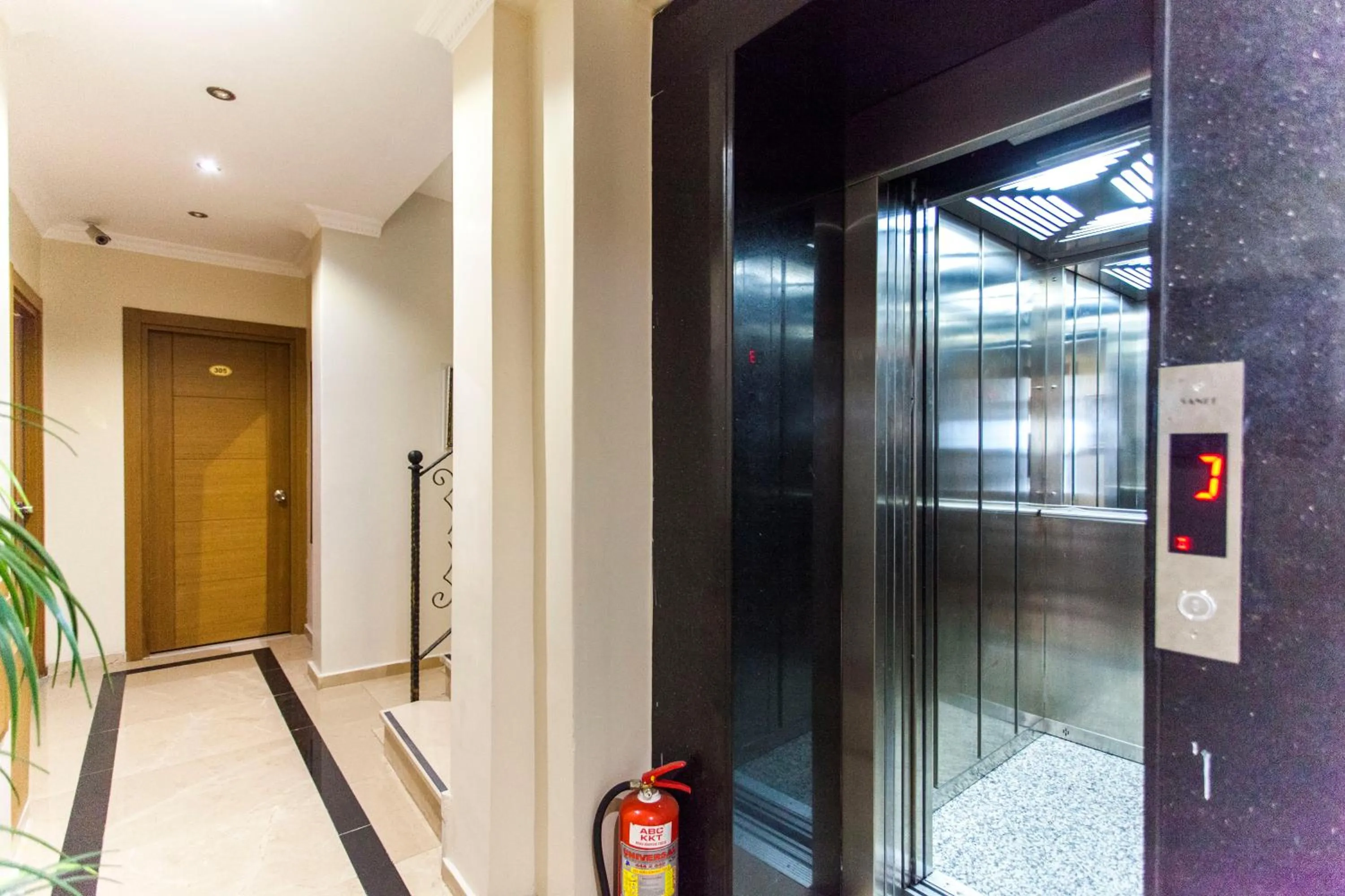 Property building in Pera Life