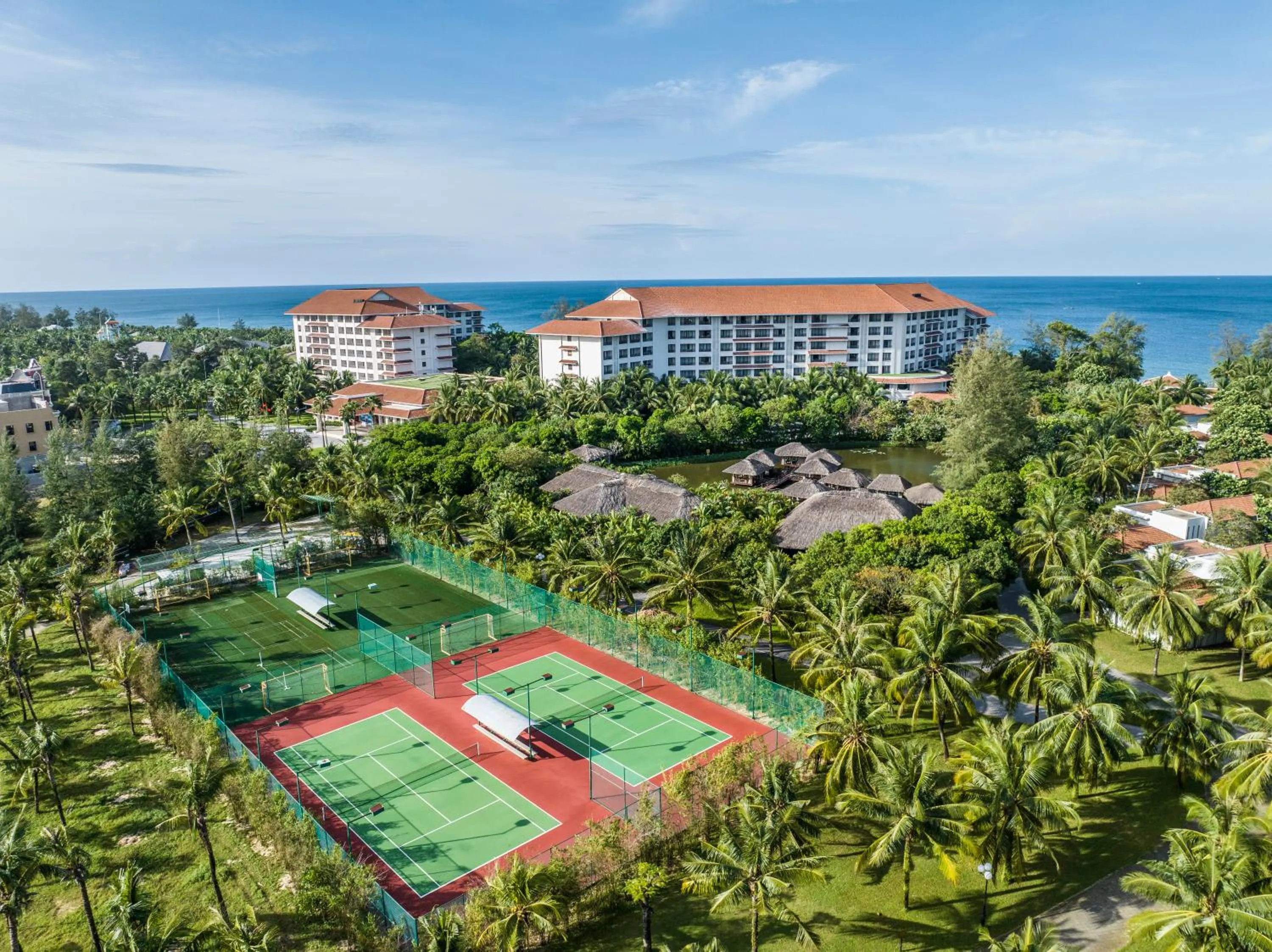 Tennis court in Vinpearl Resort & Spa Phu Quoc