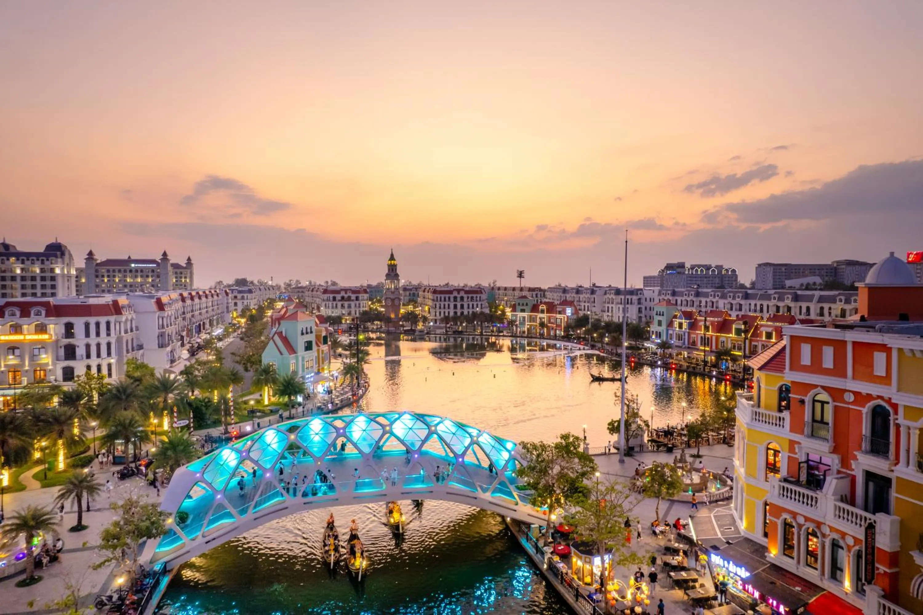 Entertainment in Vinpearl Resort & Spa Phu Quoc