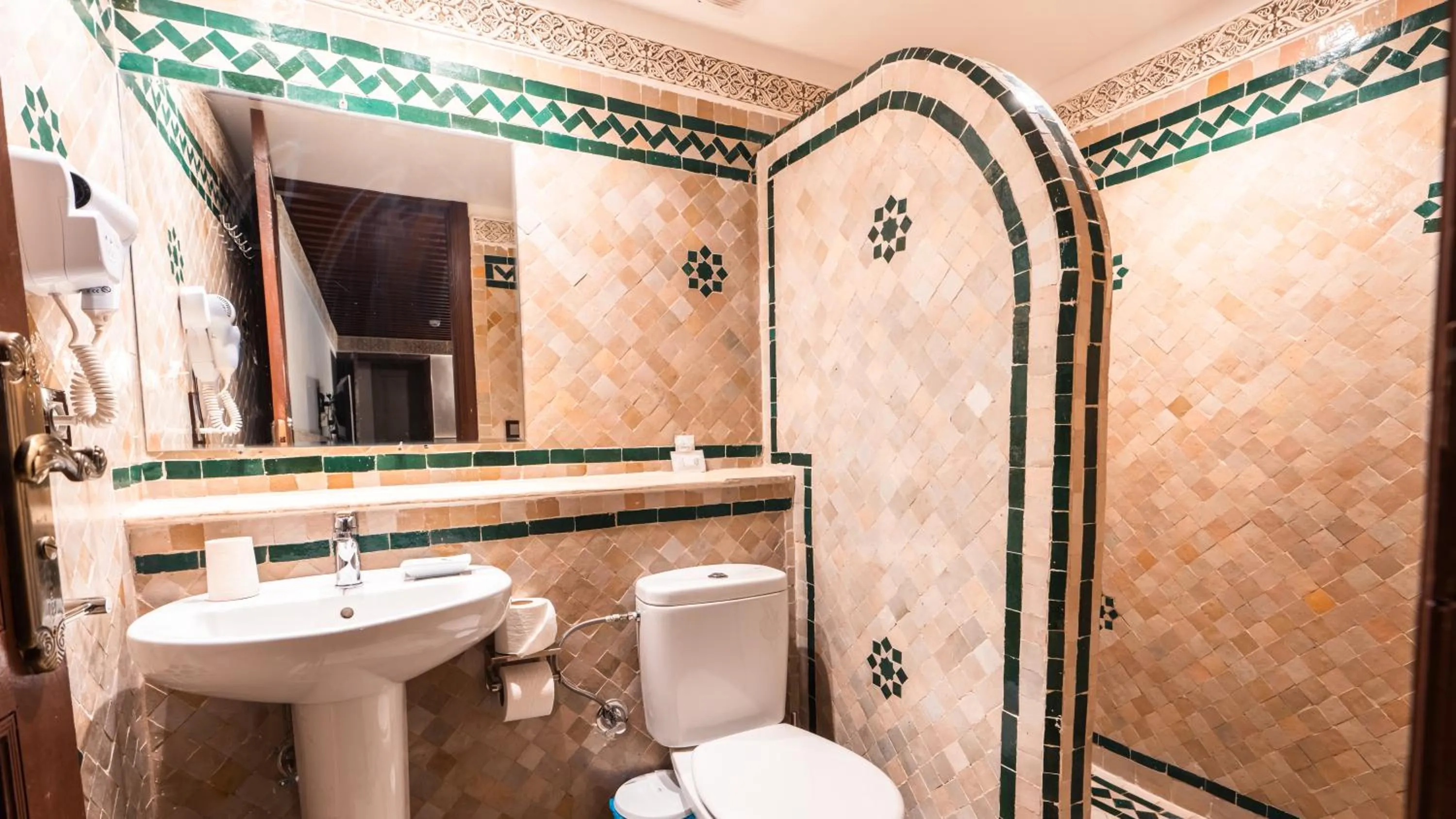 Bathroom in Riad Fes Ziyat & Spa