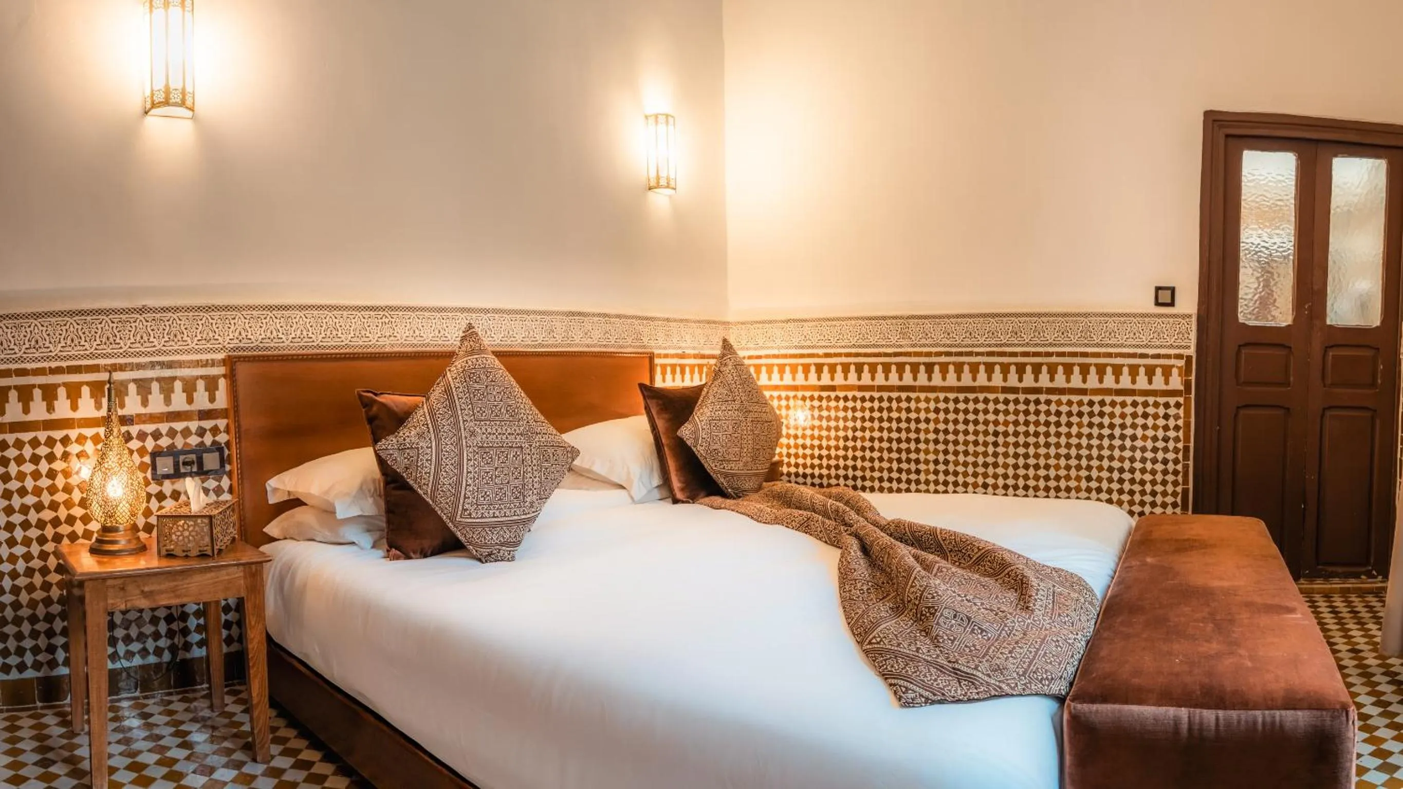 Photo of the whole room, Bed in Riad Fes Ziyat & Spa