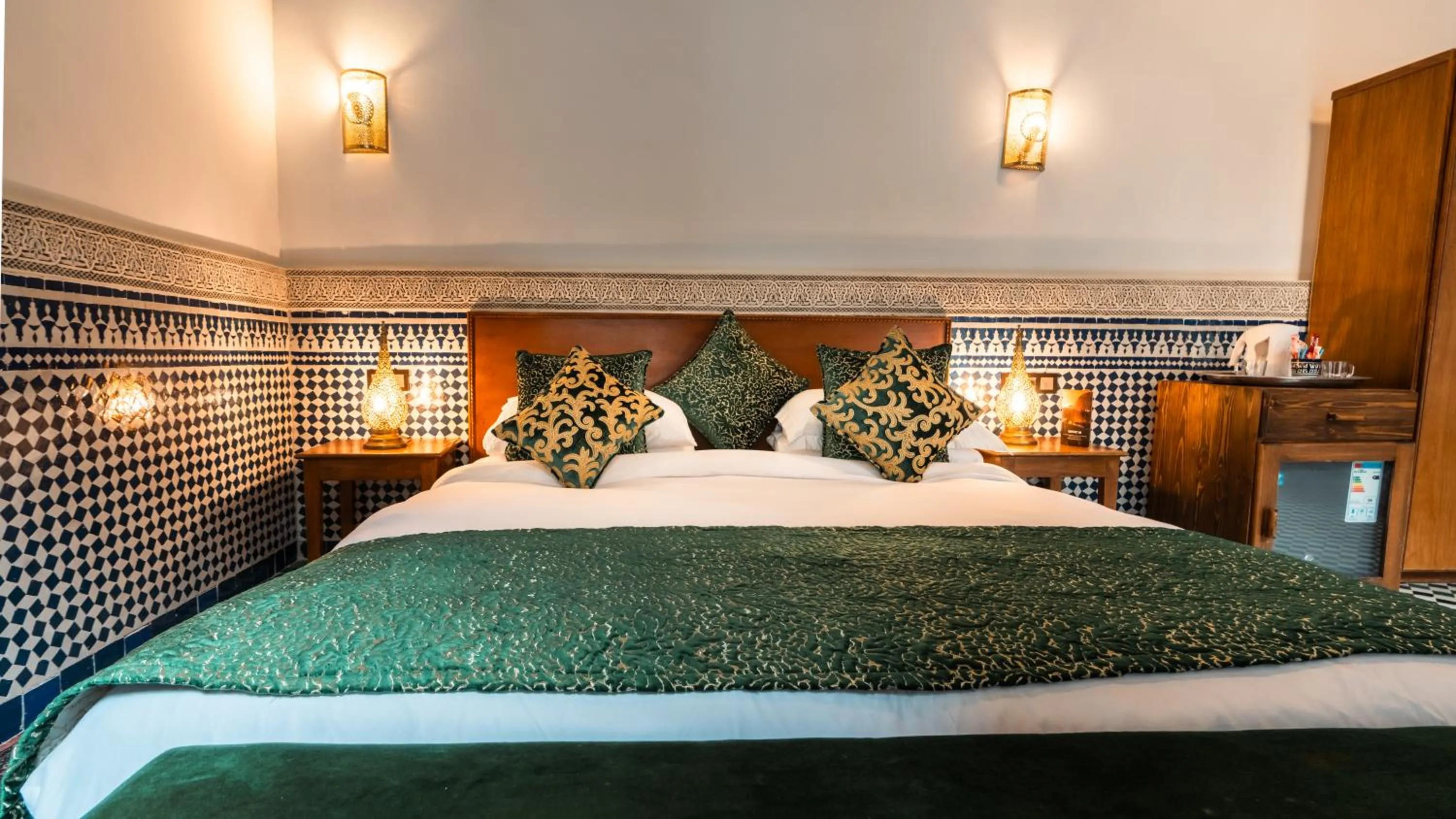 Bed in Riad Fes Ziyat & Spa