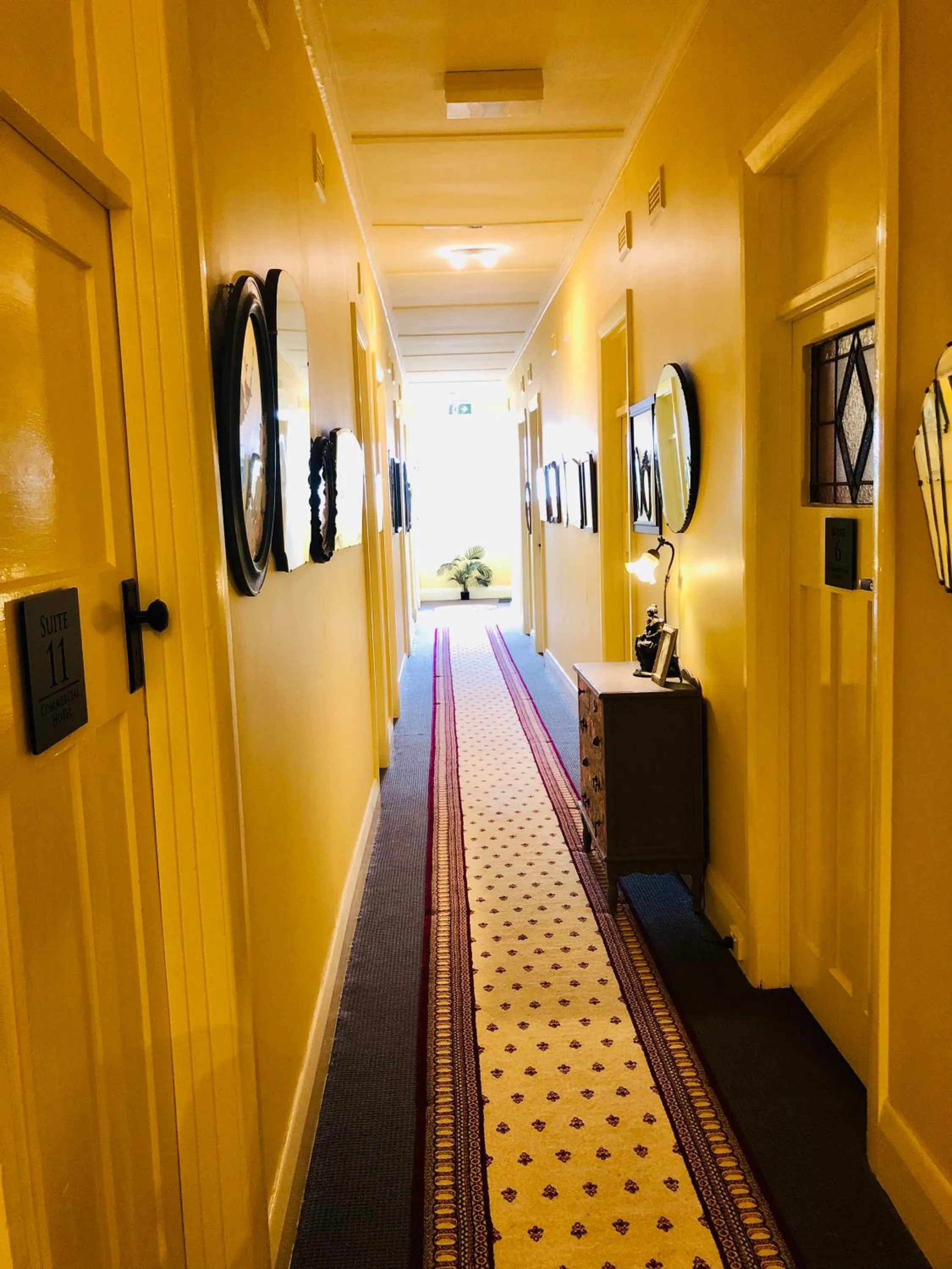 Property building in COMMERCIAL HOTEL KANIVA