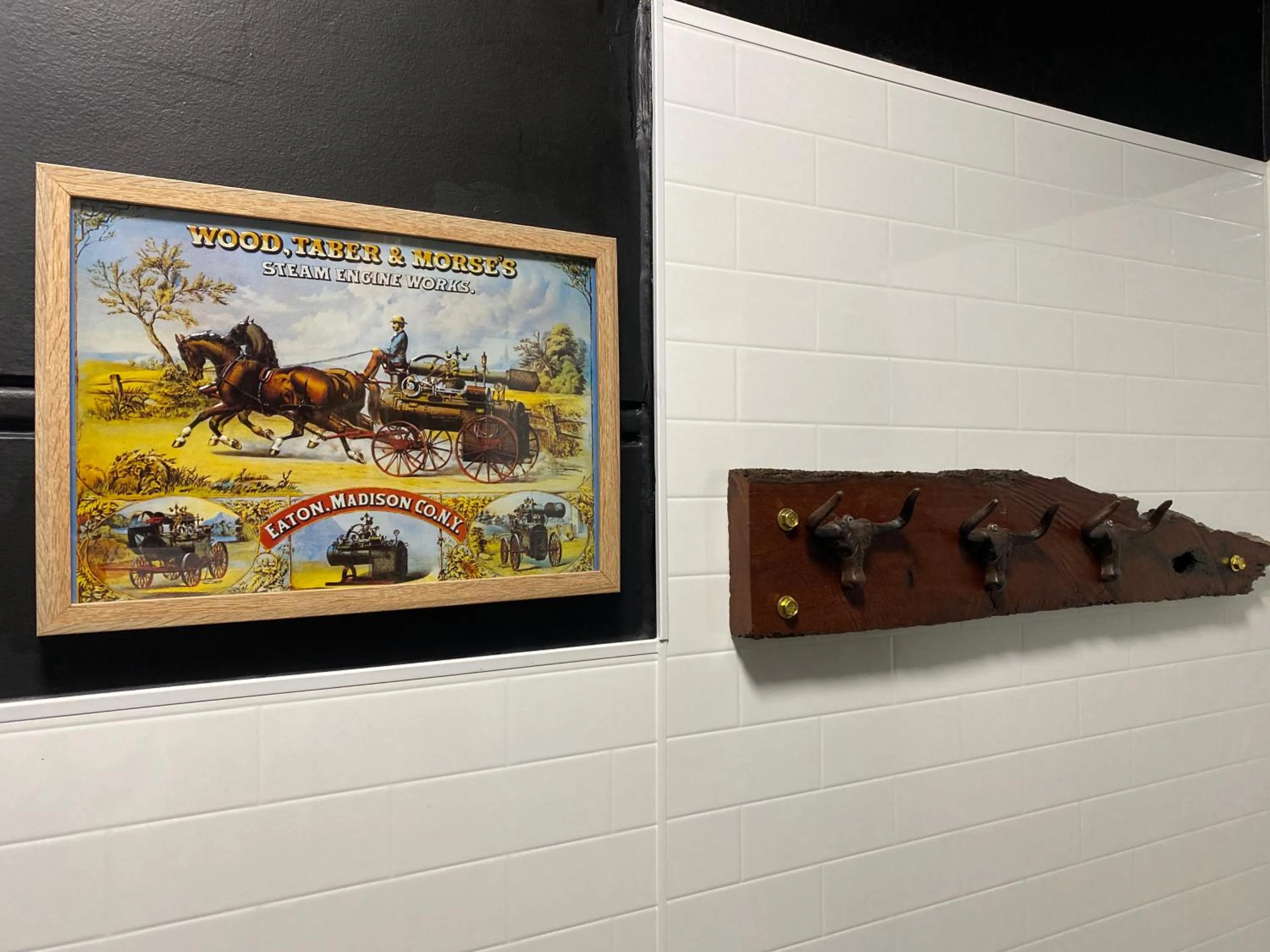 Bathroom in COMMERCIAL HOTEL KANIVA