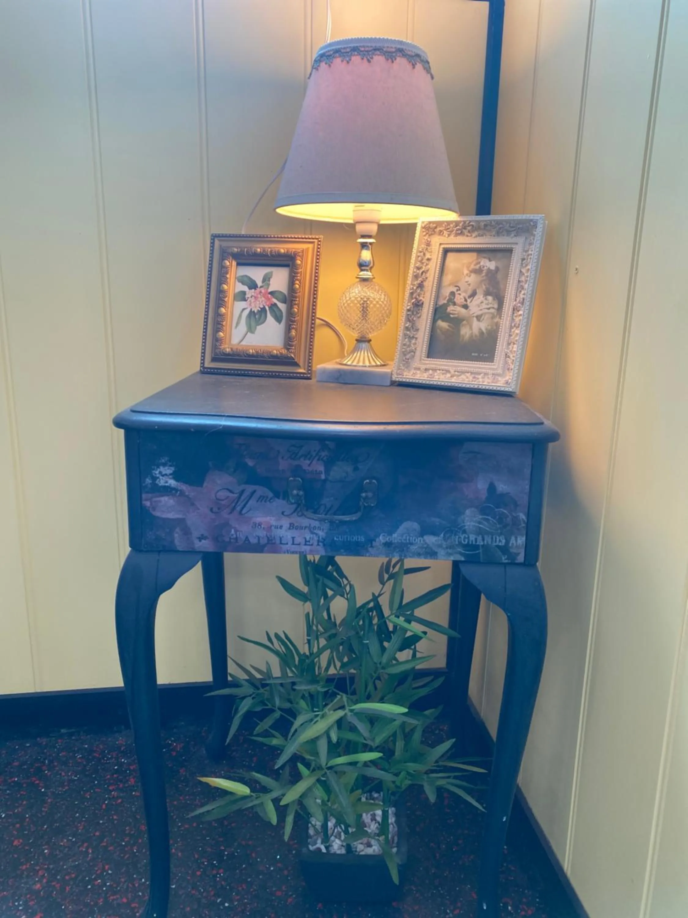 Bathroom in COMMERCIAL HOTEL KANIVA