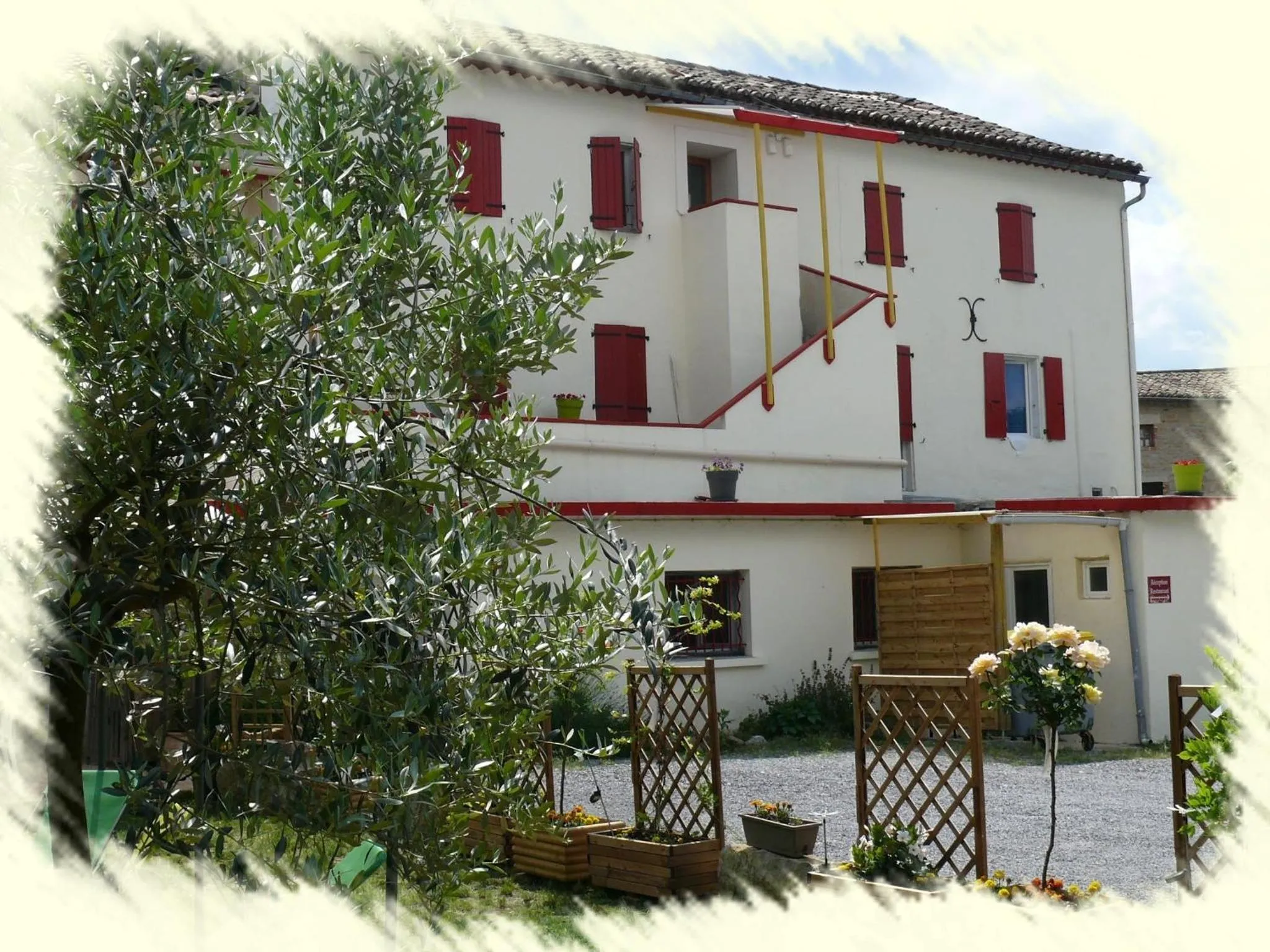 Garden in Auberge de la Couronne