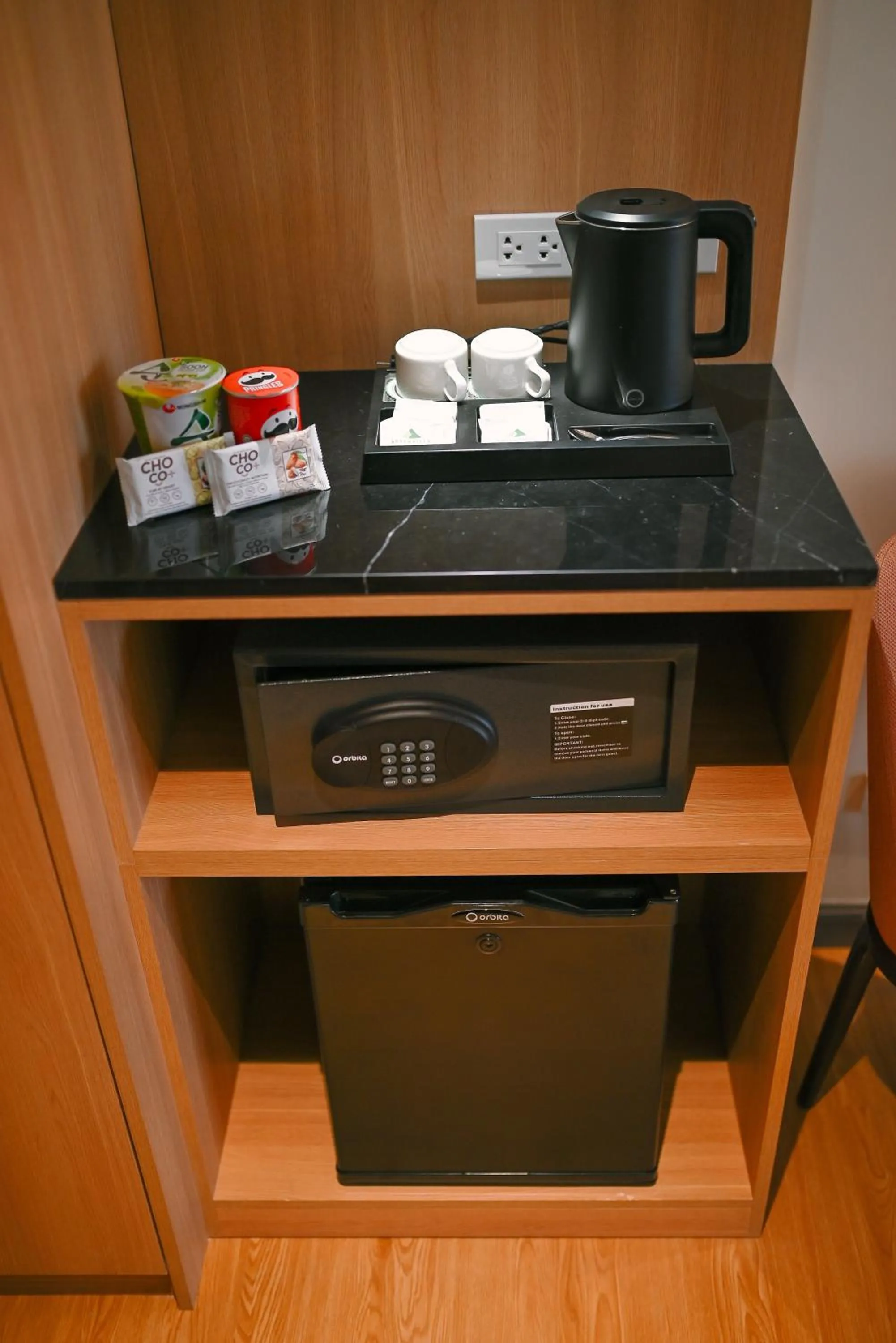 Coffee/tea facilities in Ardenhills Suites
