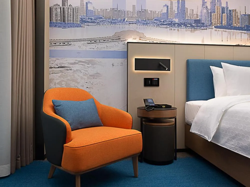 Bed in Hampton by Hilton Guangzhou Railway Station