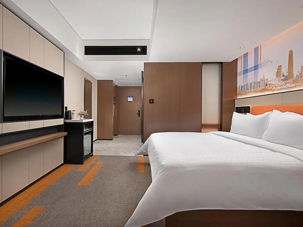 Bed in Hampton by Hilton Guangzhou Railway Station
