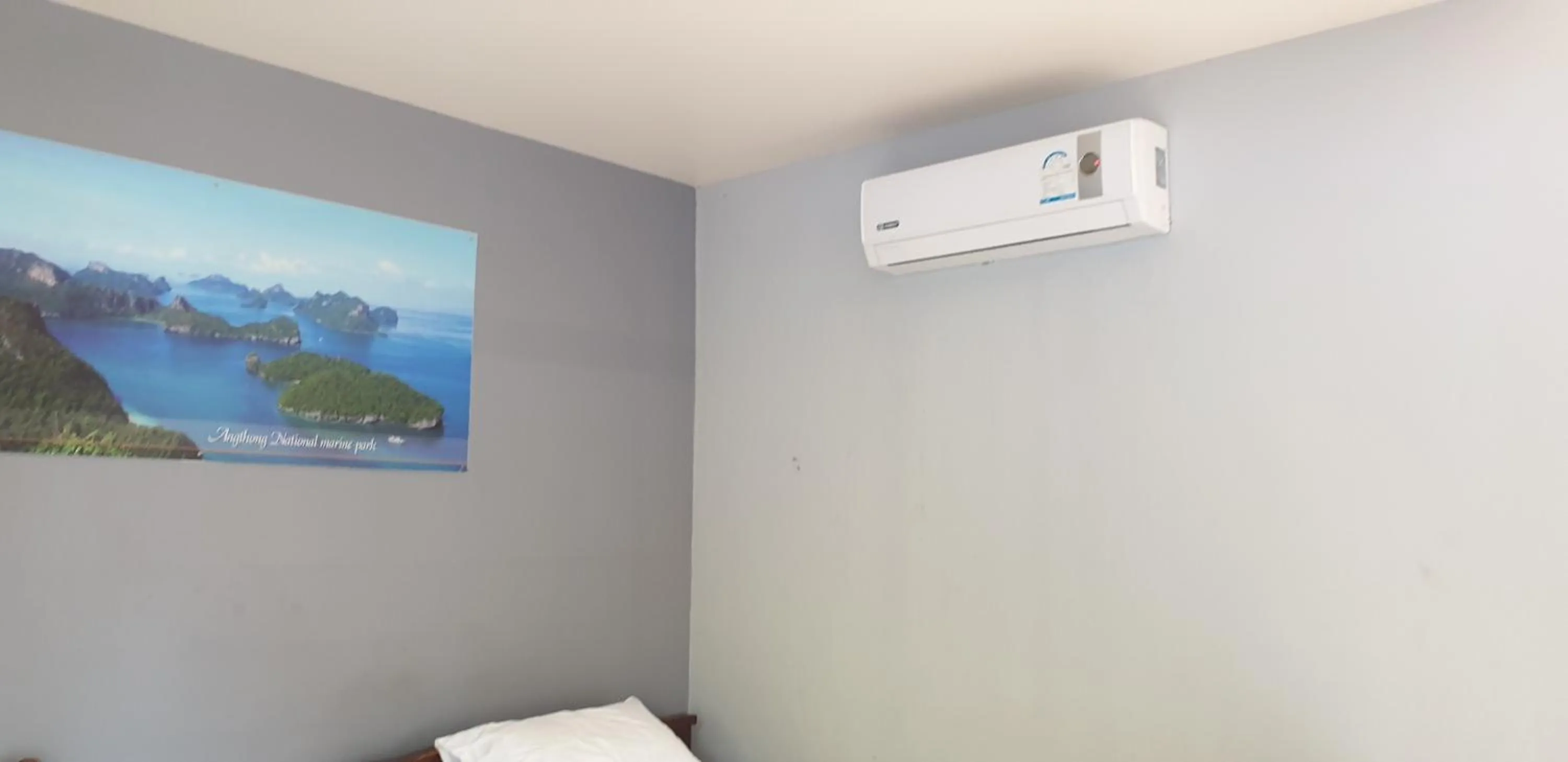 air conditioner in Moon Travel Phangan