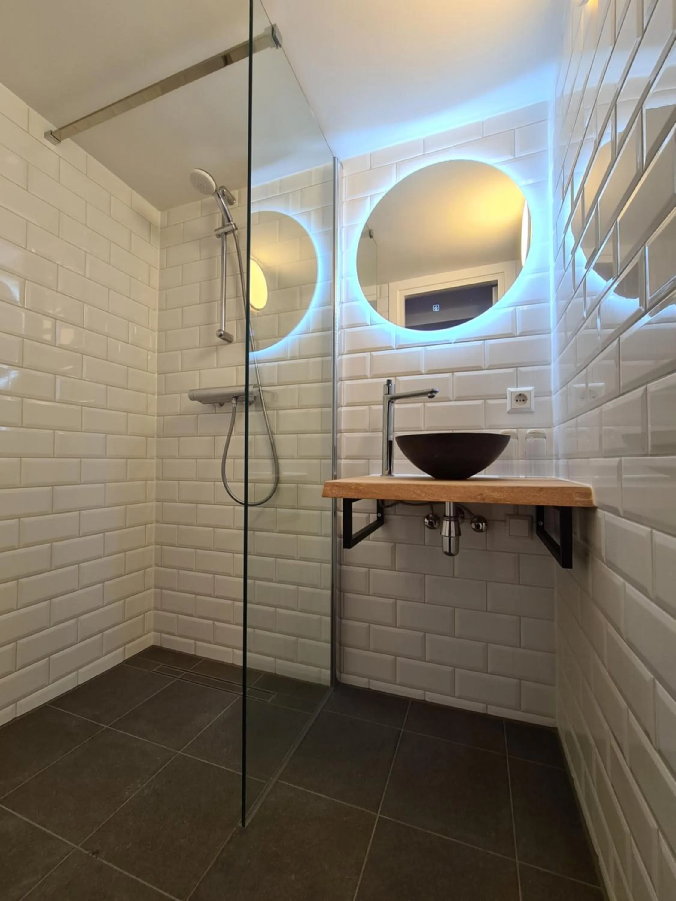 Bathroom in Hotel Internationaal