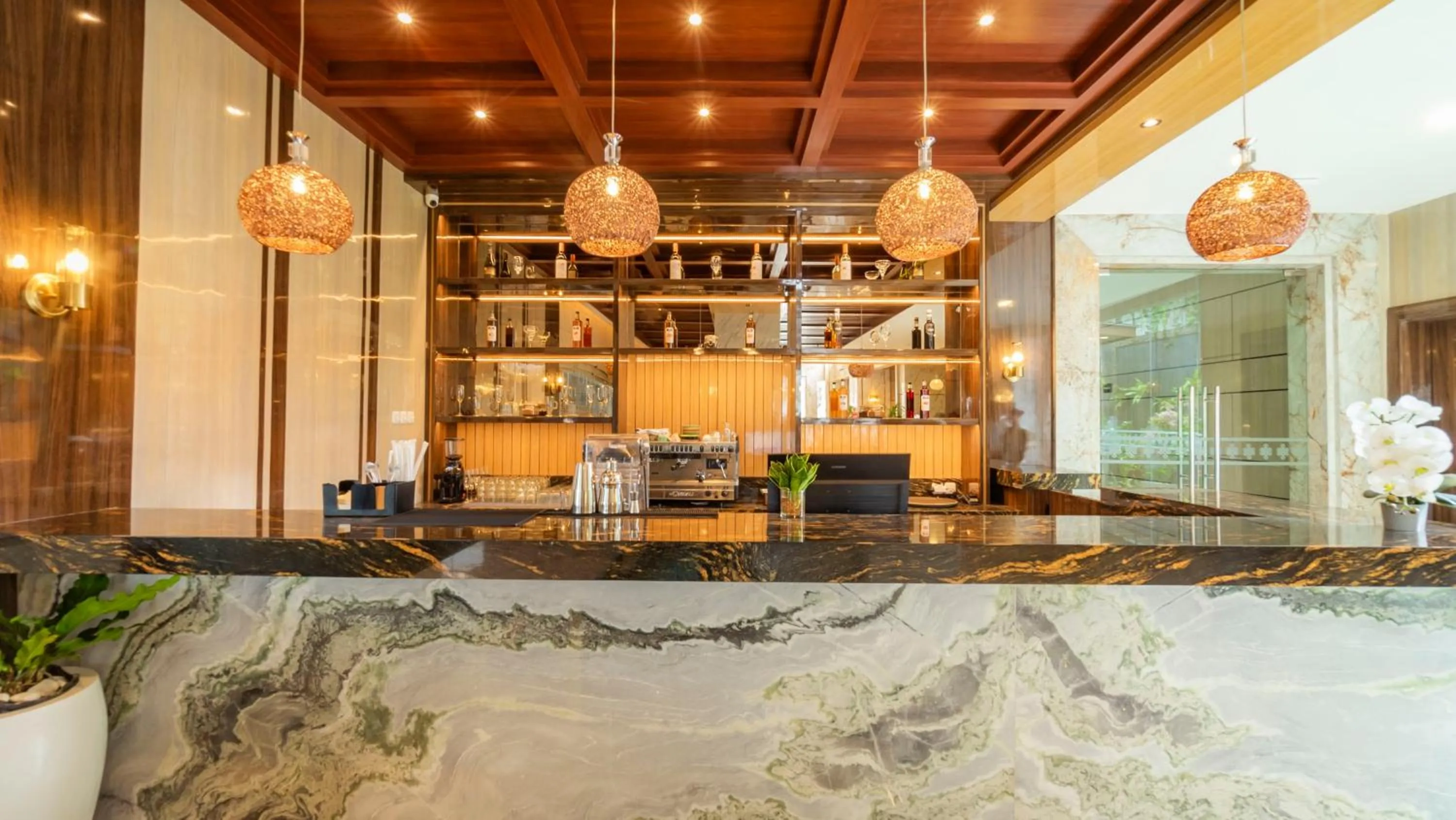 Lounge or bar in City of Aventus Hotel - Denpasar