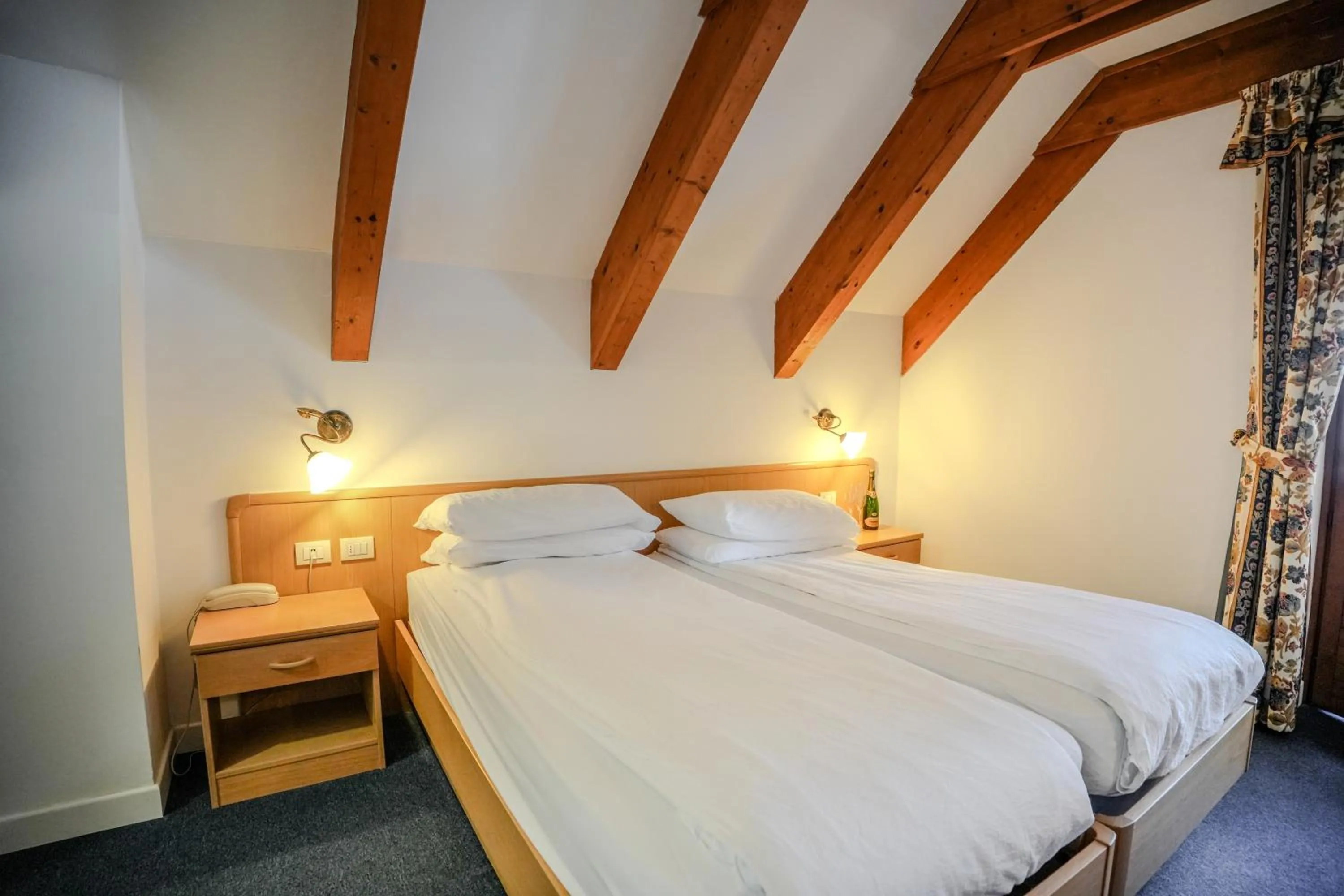 Bedroom, Bed in Hotel Fortini