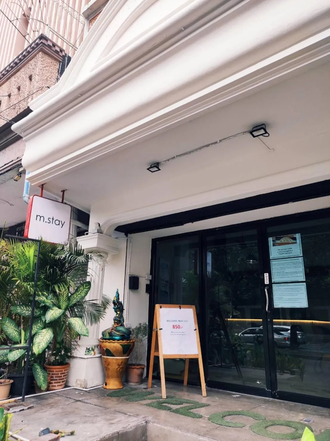 Around The World Bed and Breakfast