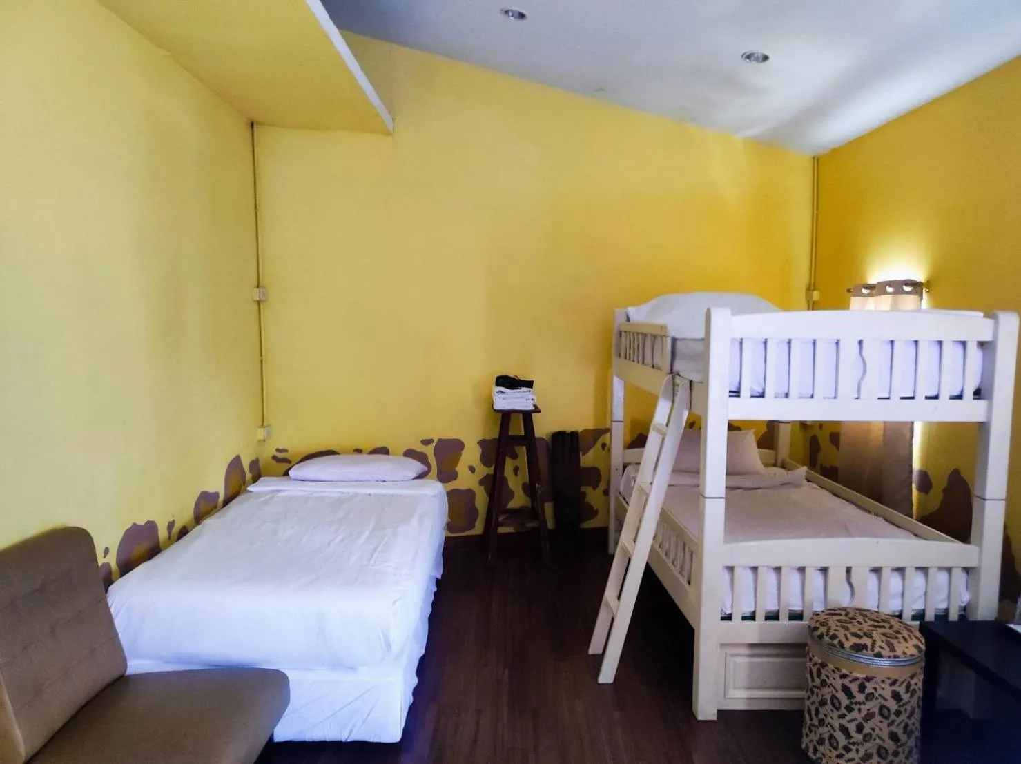 Bed in Around The World Bed and Breakfast