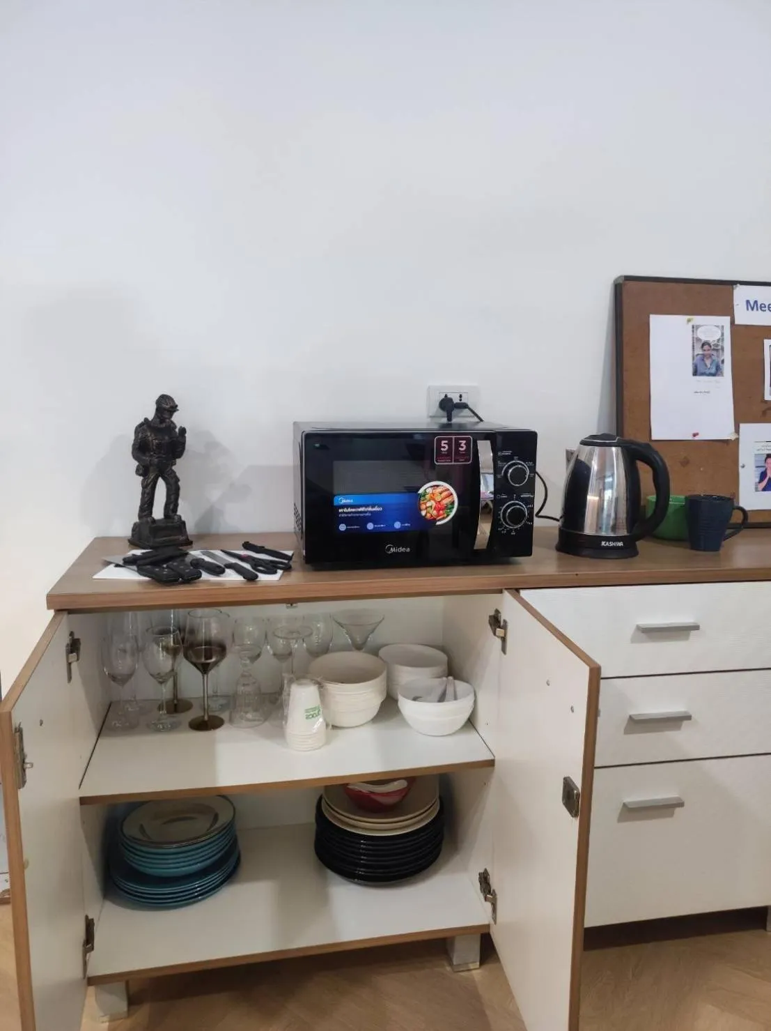 Kitchen or kitchenette in mstay