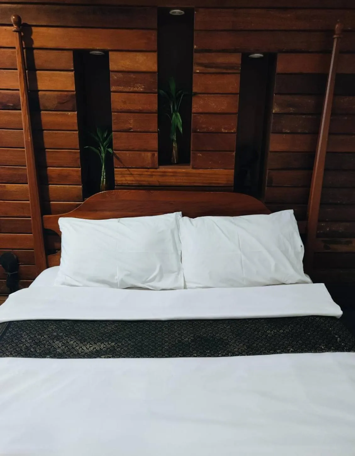 Bed in Around The World Bed and Breakfast