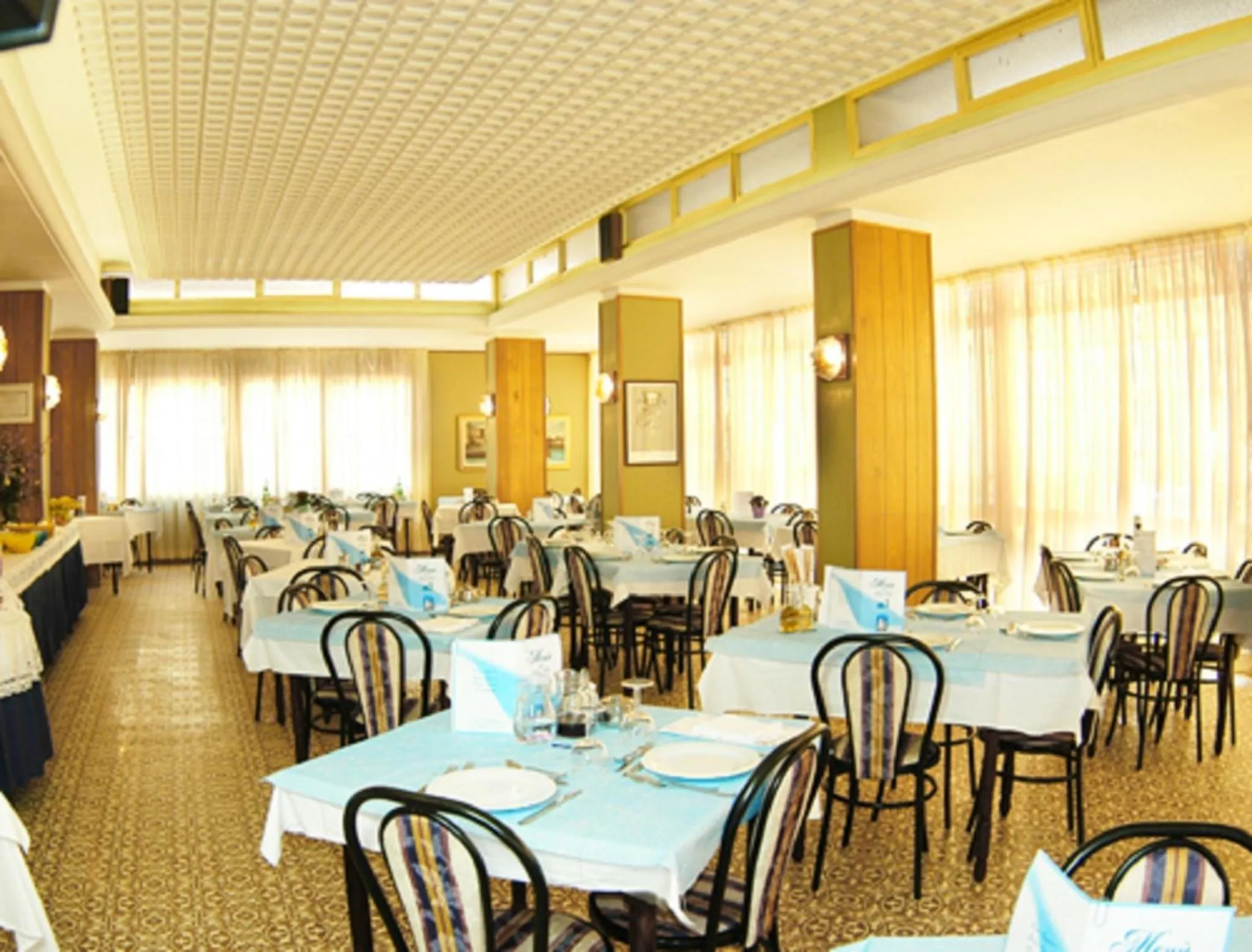 Restaurant/places to eat in Hotel Welt