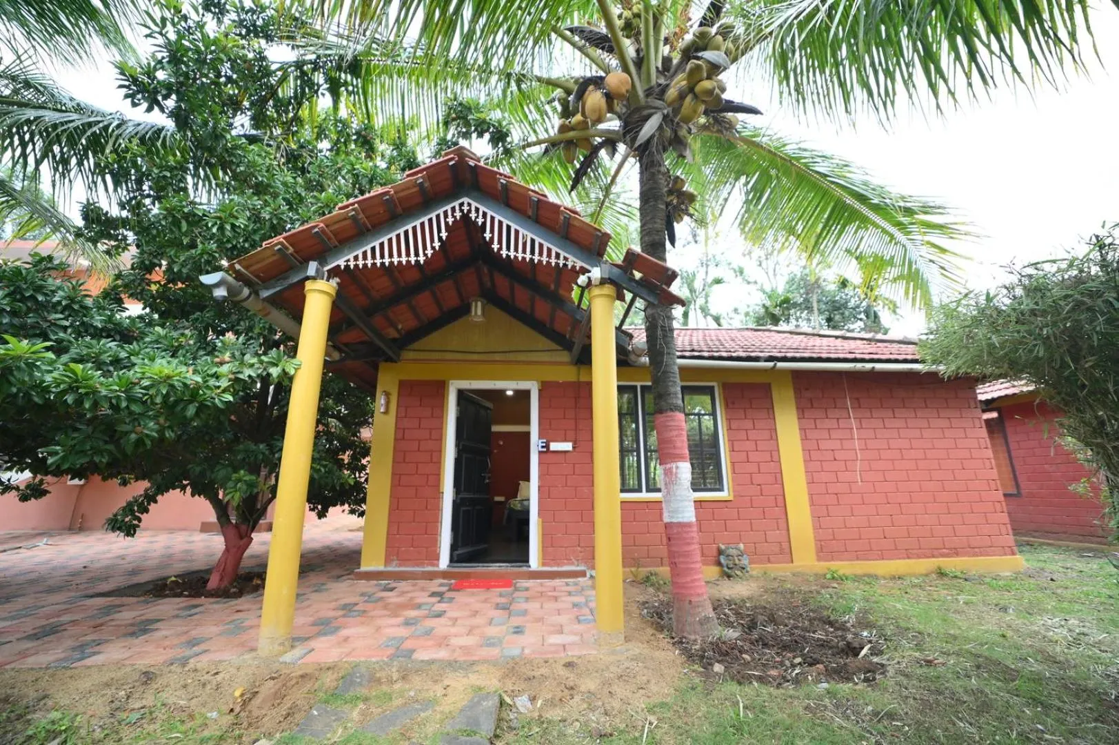Property building in Coorg HomeStay Resort
