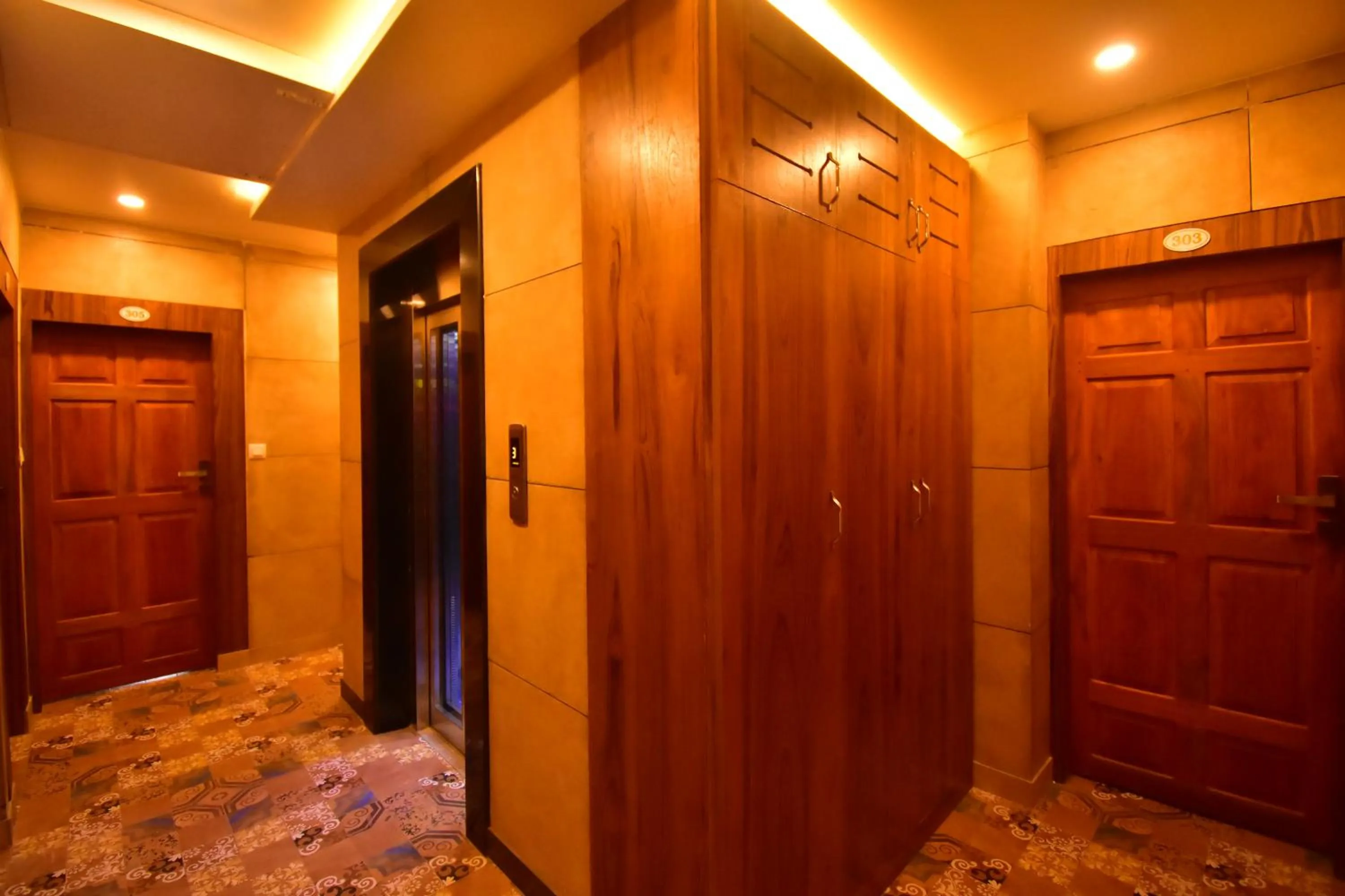 wardrobe in Hotel orchid suites Cochin
