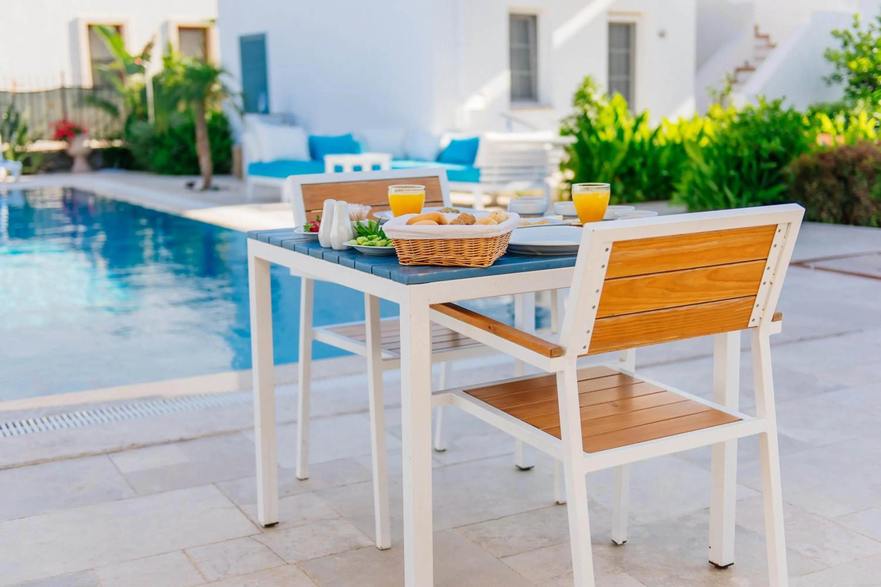 Continental breakfast in Via Farilya Hotel