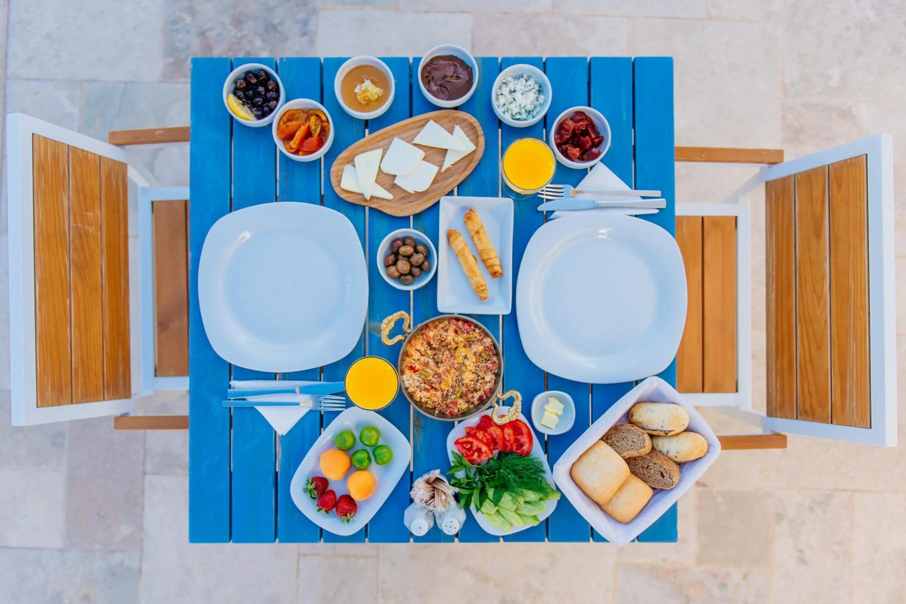 Continental breakfast in Via Farilya Hotel