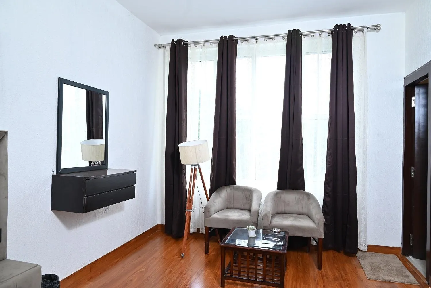 Bed in The Blossom Glee