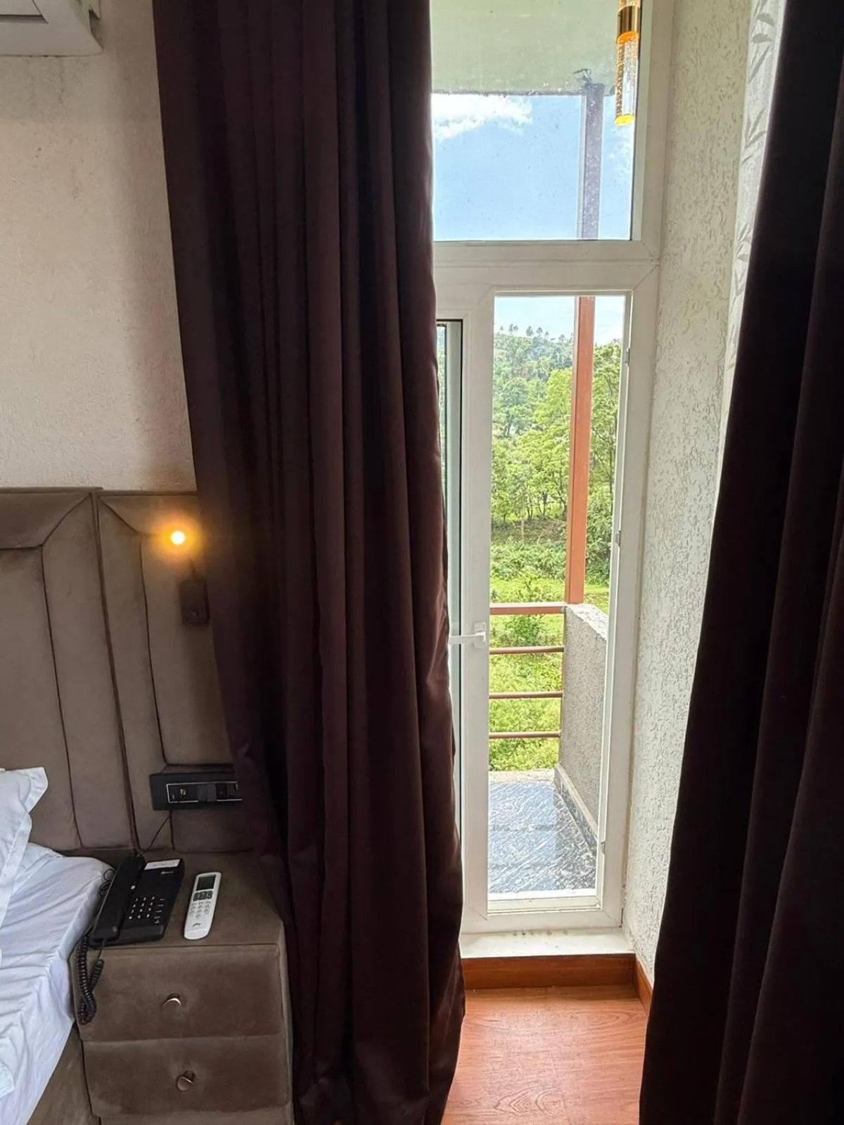 Bed in The Blossom Glee