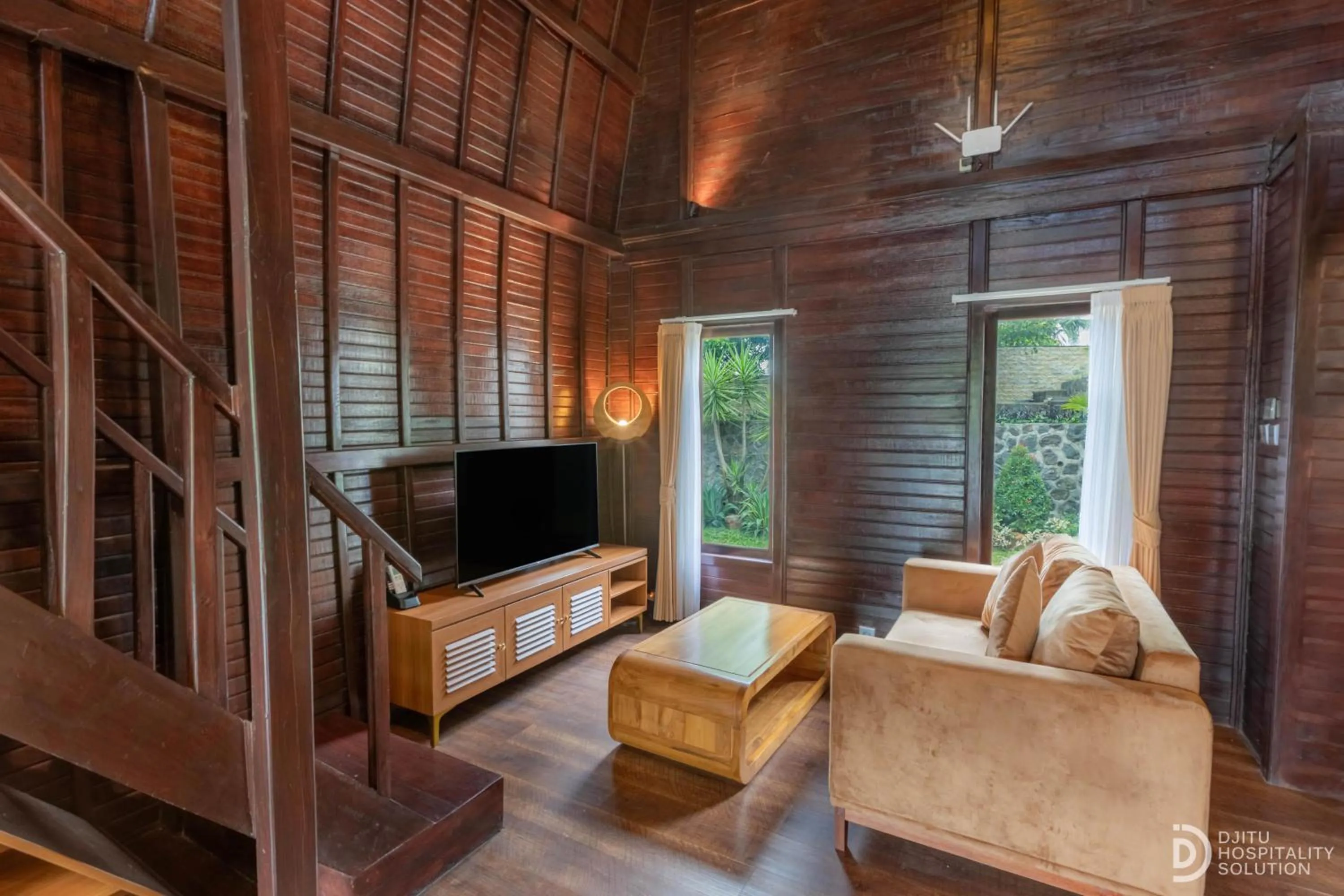 TV and multimedia in Munduk Kupang Sekumpul Villa