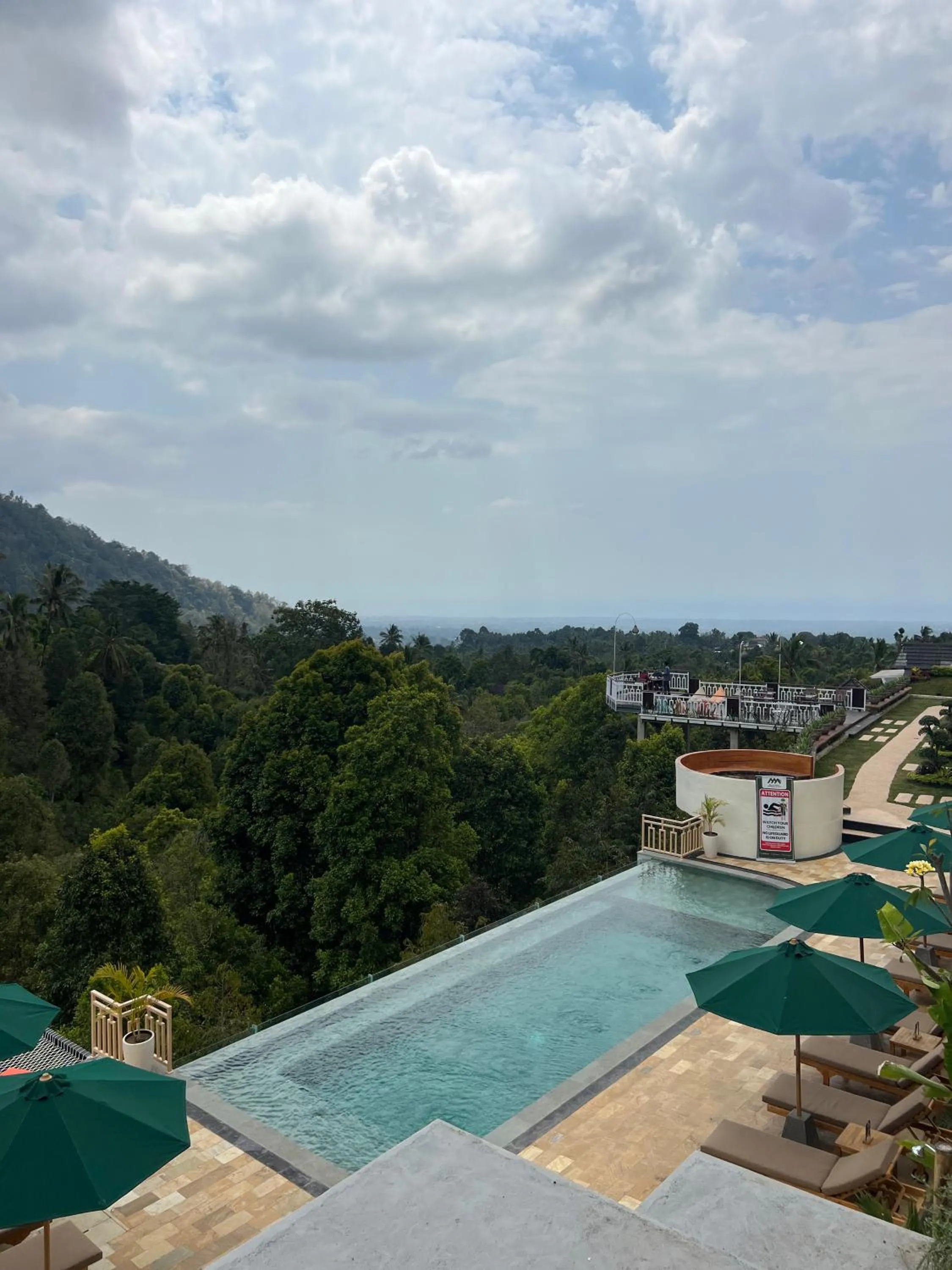 Swimming pool in Munduk Kupang Sekumpul Villa