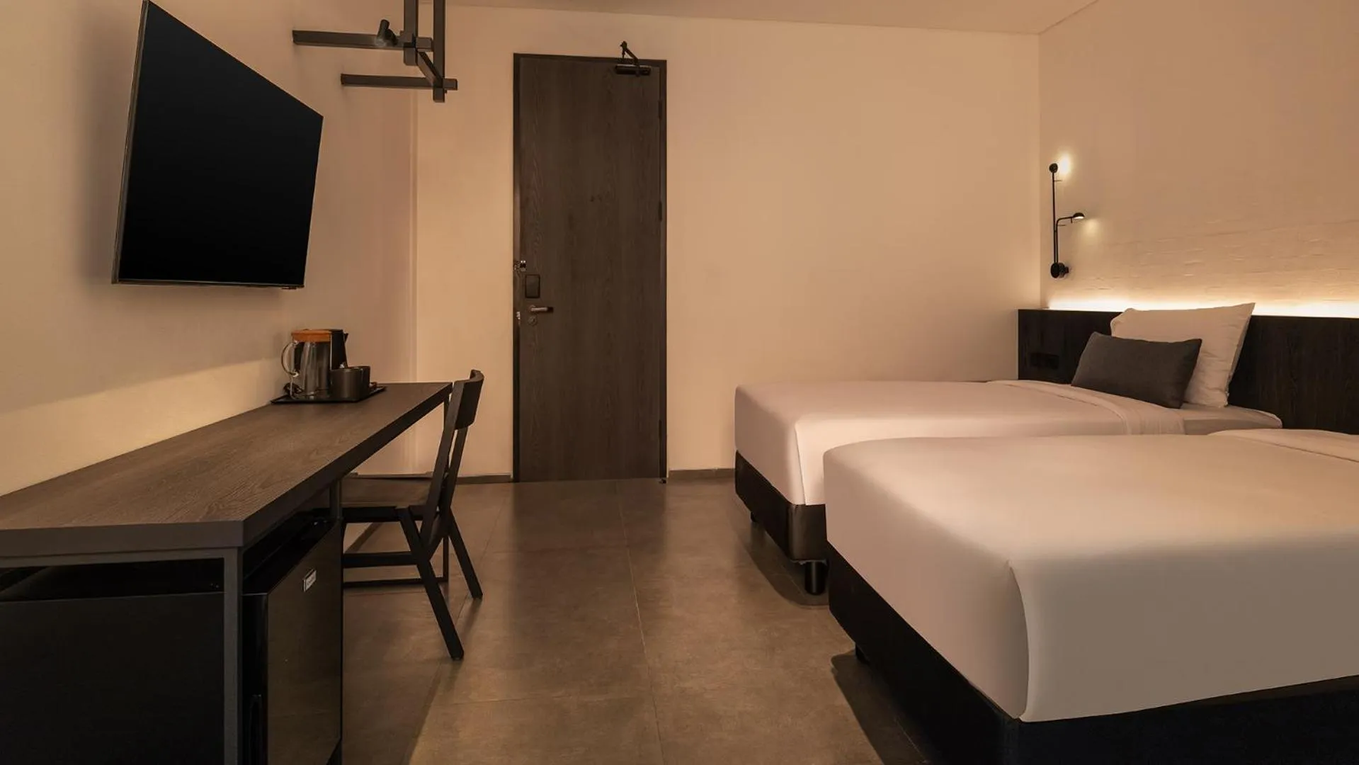 Bedroom, Bed in REZ Hotel Semarang