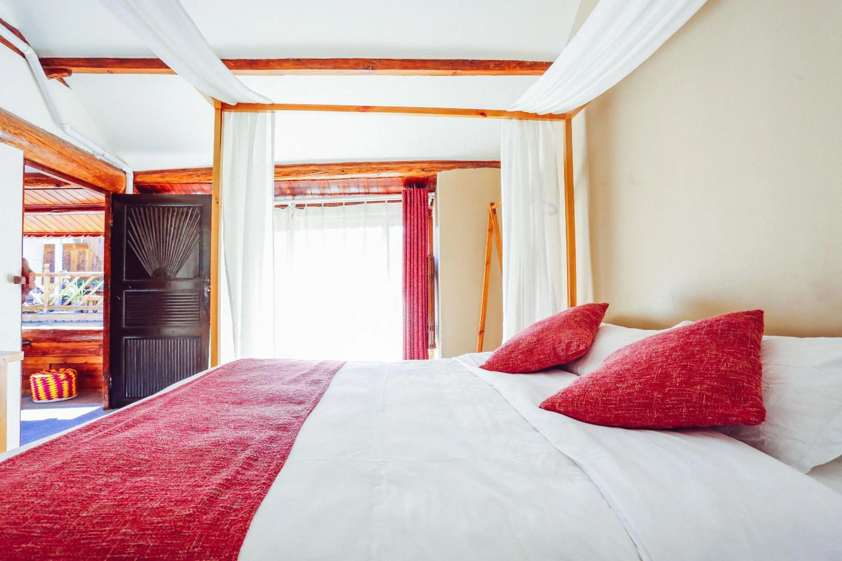 bunk bed, Bed in Cabin 7 Inn