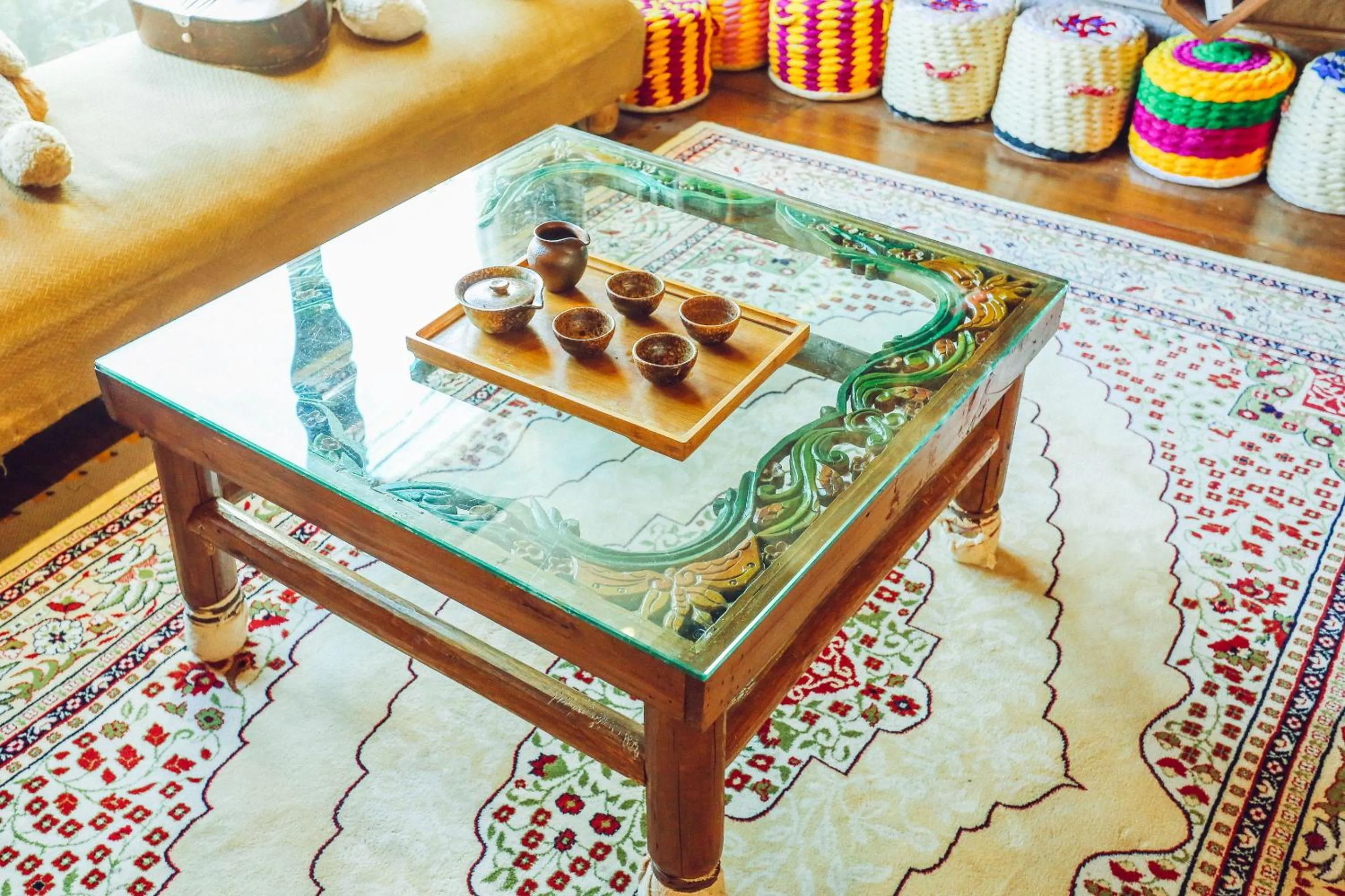 Dining area in Cabin 7 Inn
