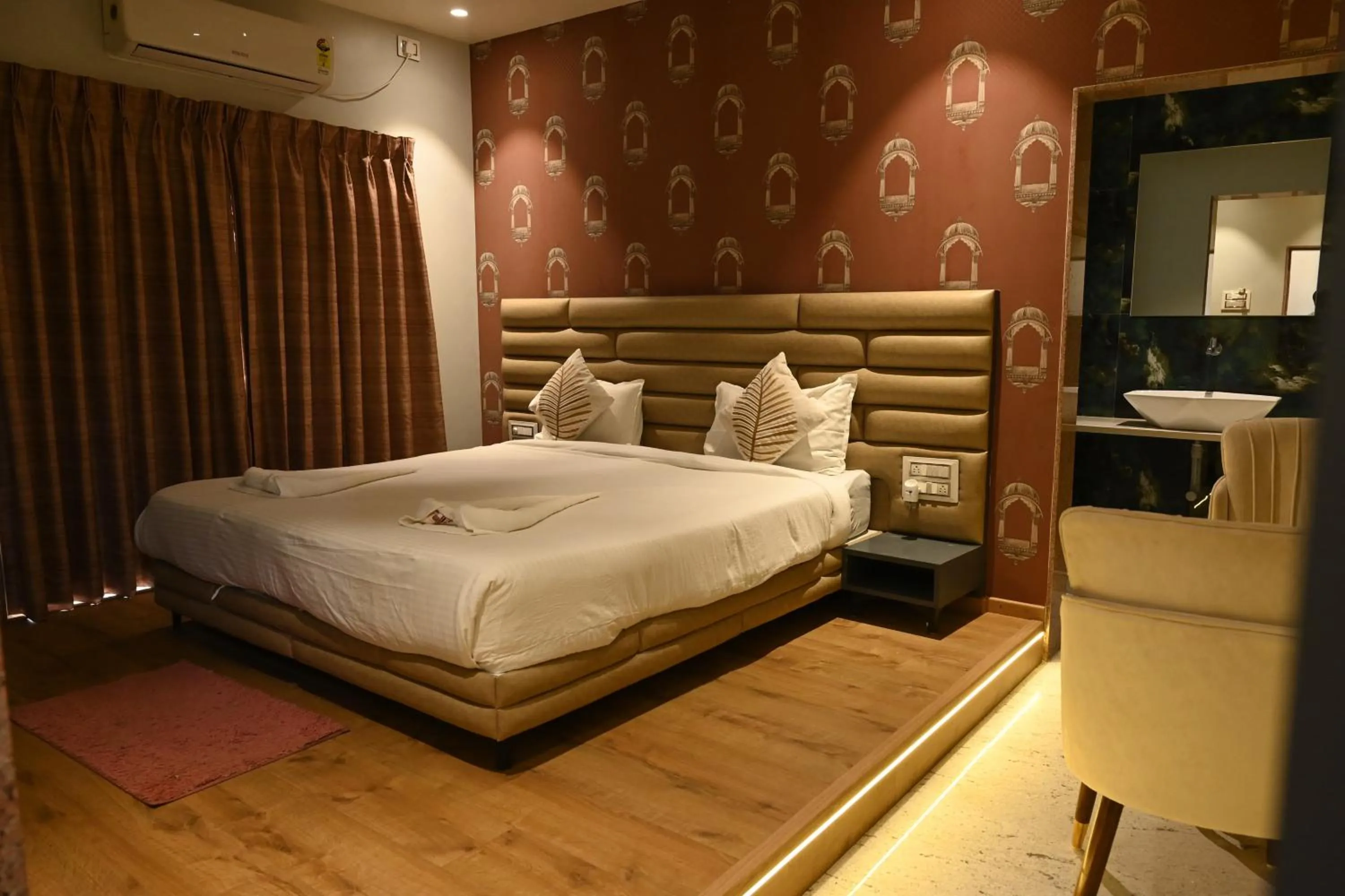 Bedroom, Bed in Dnyanprabha Executive
