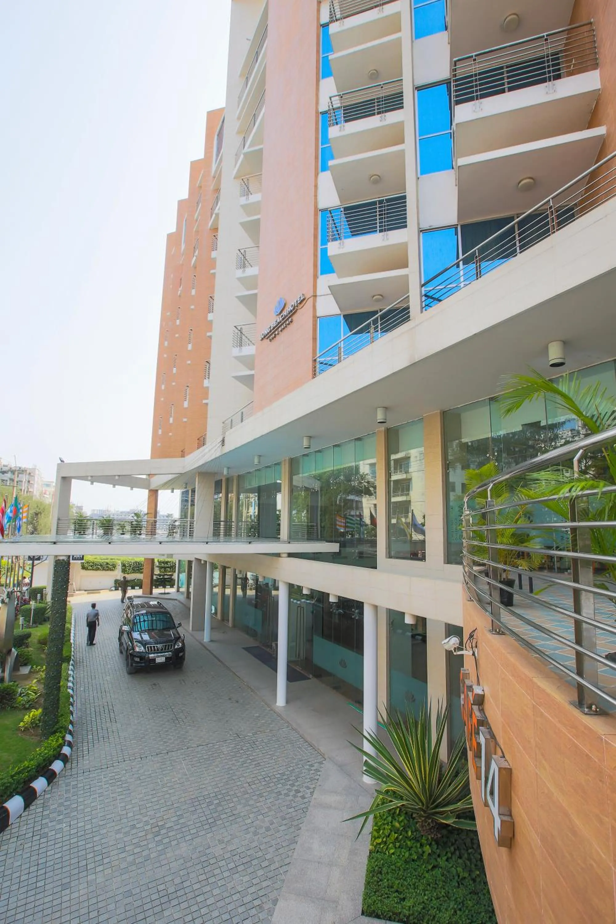 Property building in Long Beach Hotel