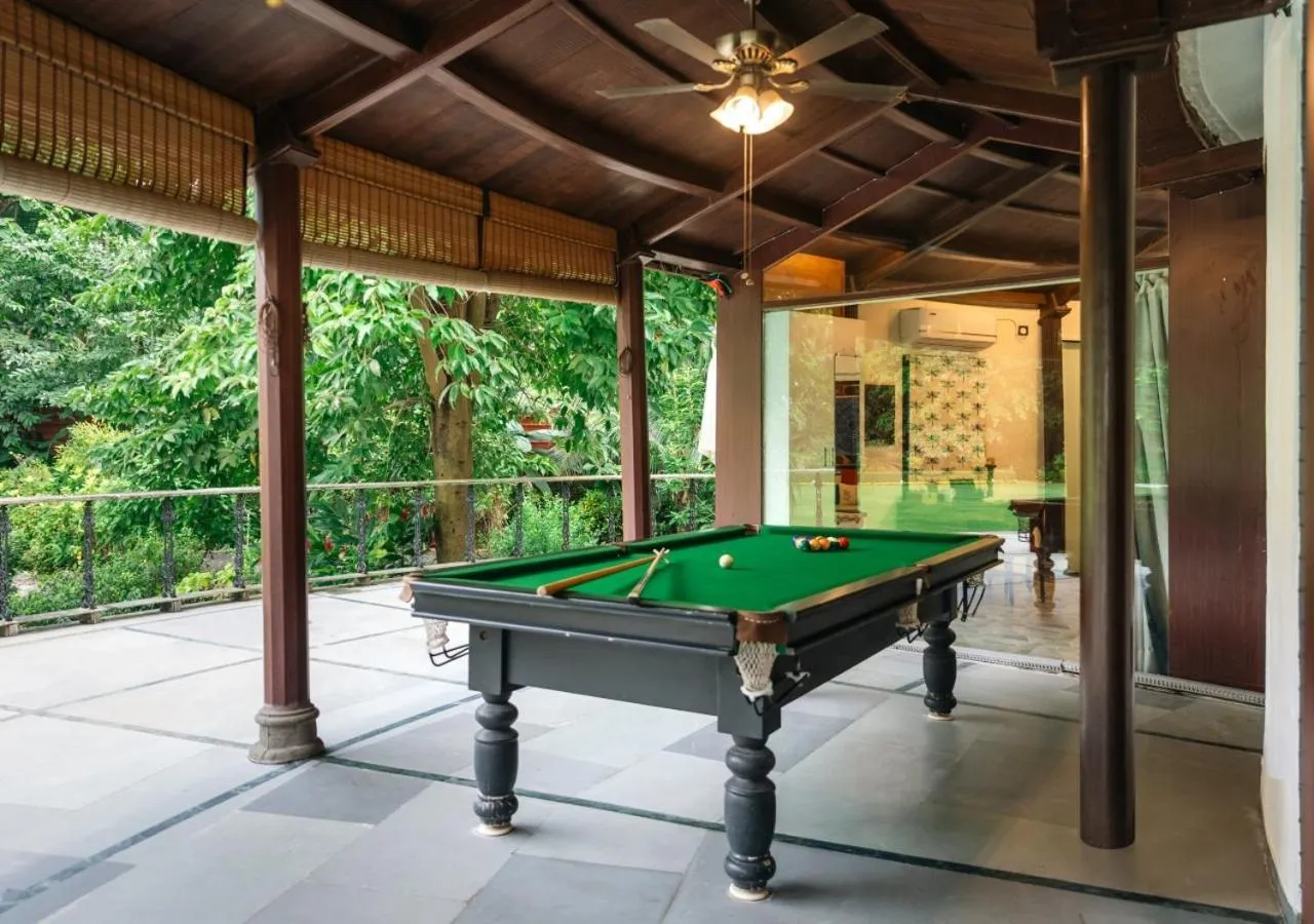 Game Room in LohonoStays Villa Lani