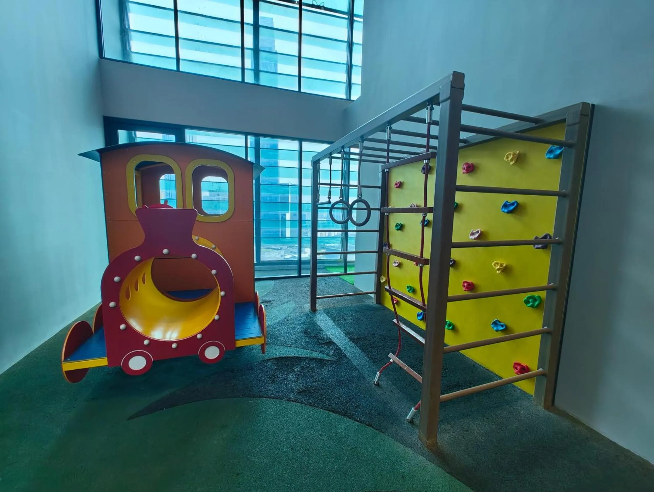 Children play ground in Tribeca Serviced Hotel by Millennium