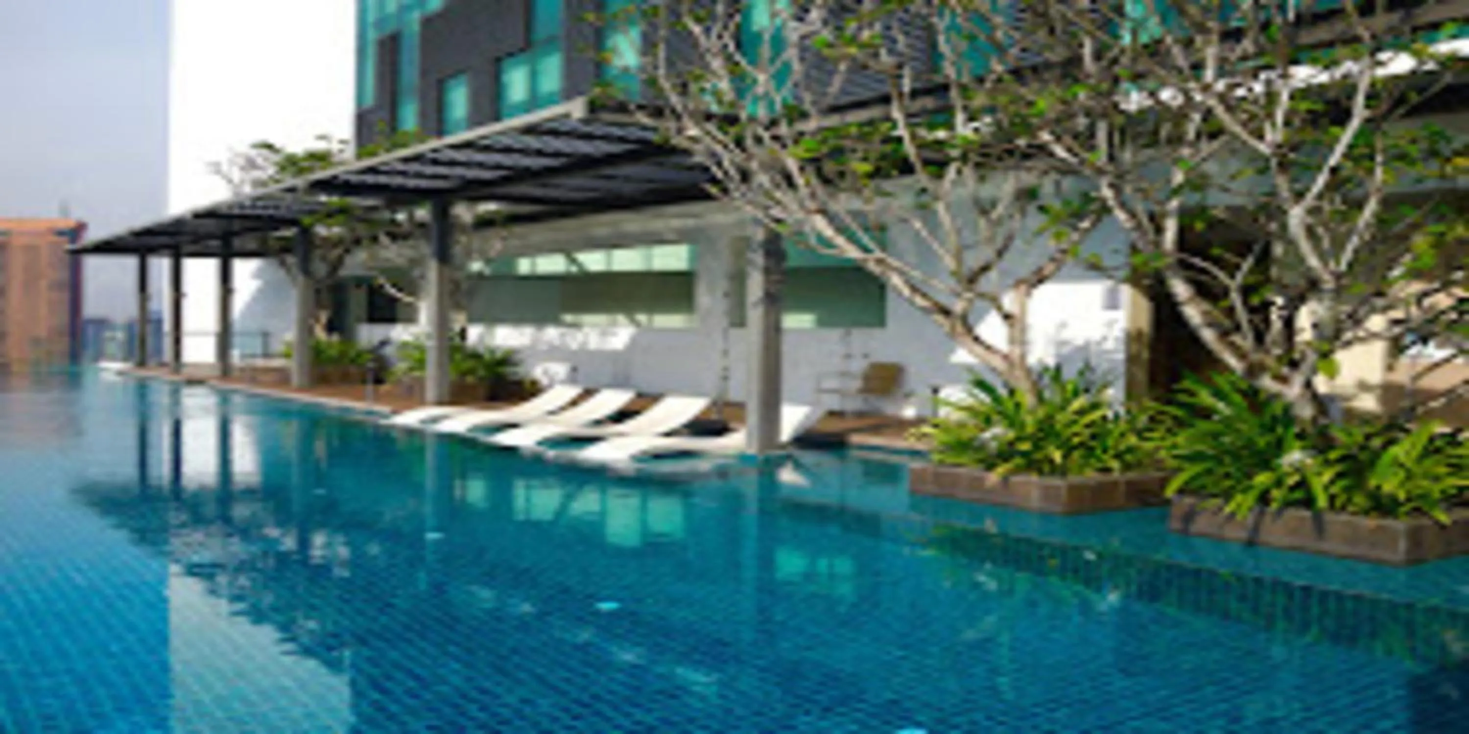 Swimming pool in Tribeca Serviced Hotel by Millennium