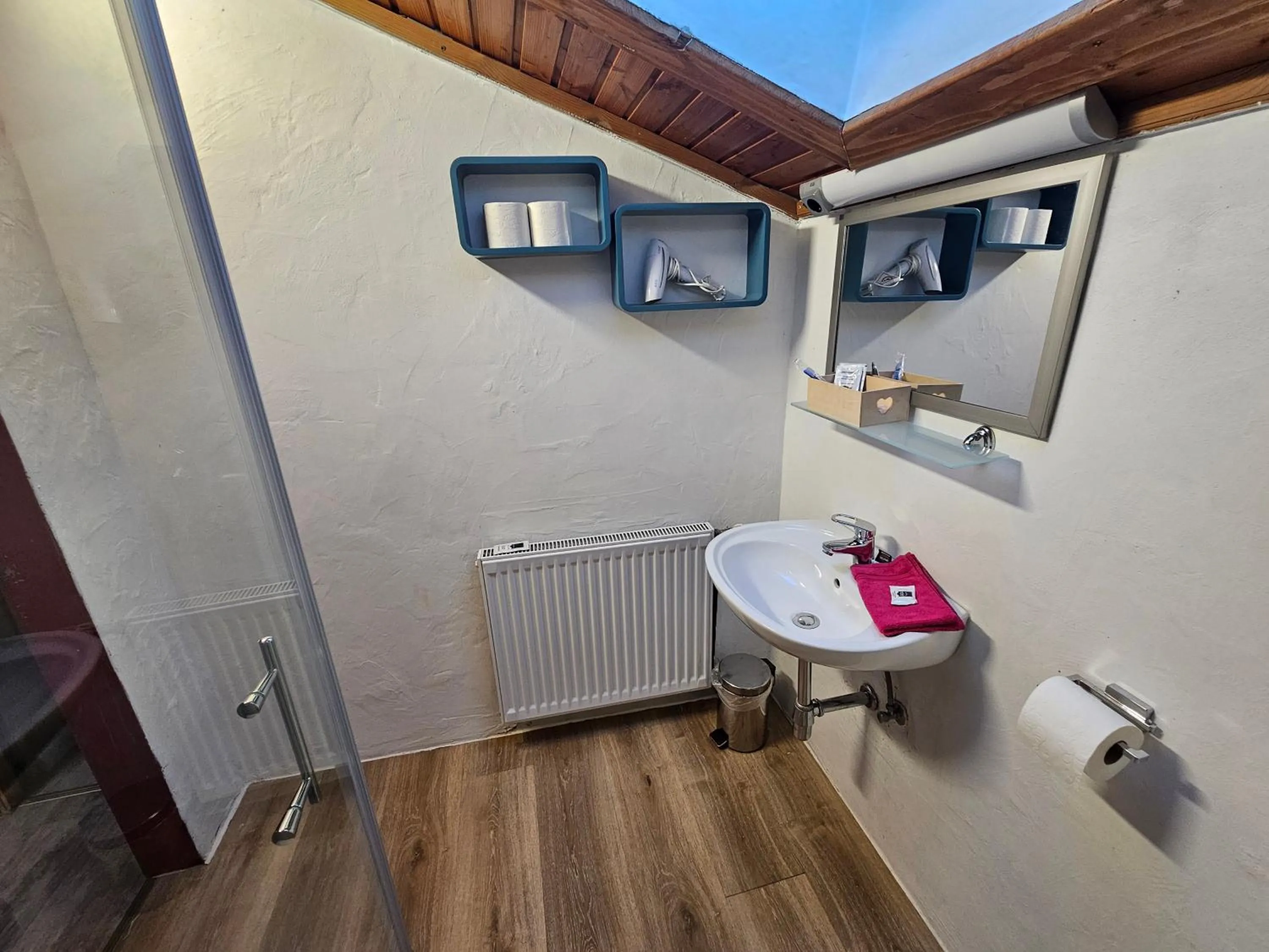 Bathroom in Karawanken Lodge