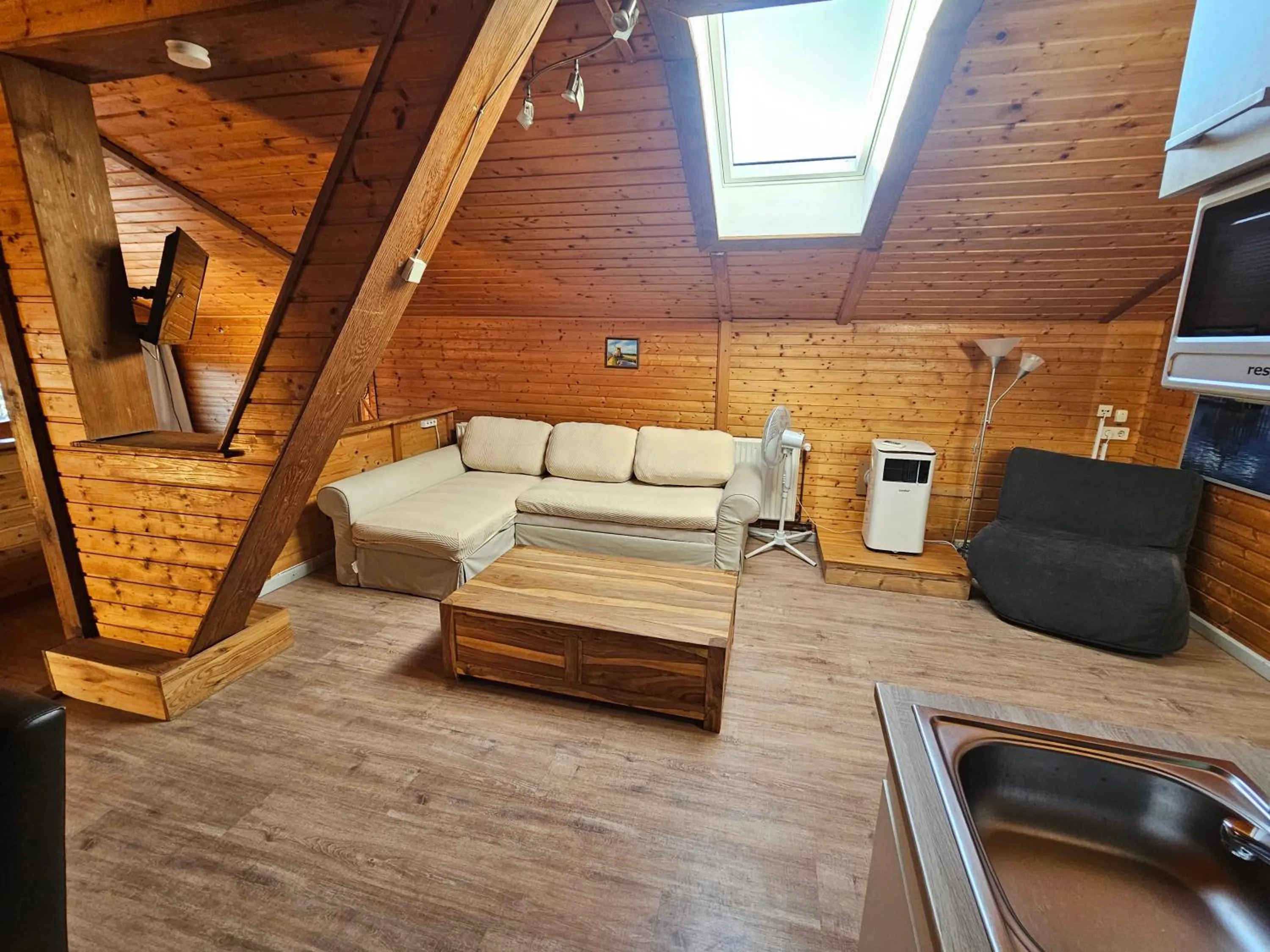 Living room in Karawanken Lodge