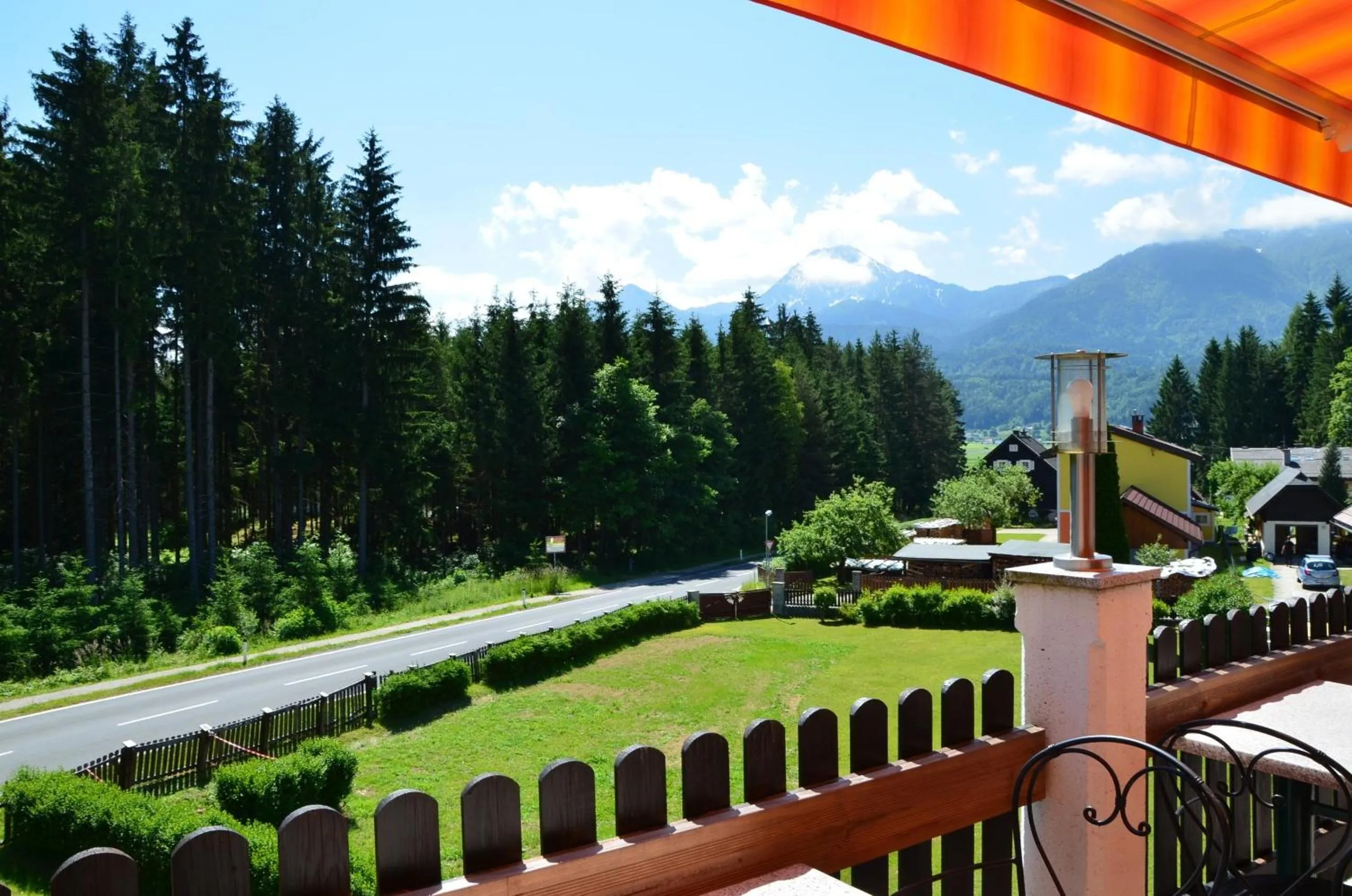 Day in Karawanken Lodge