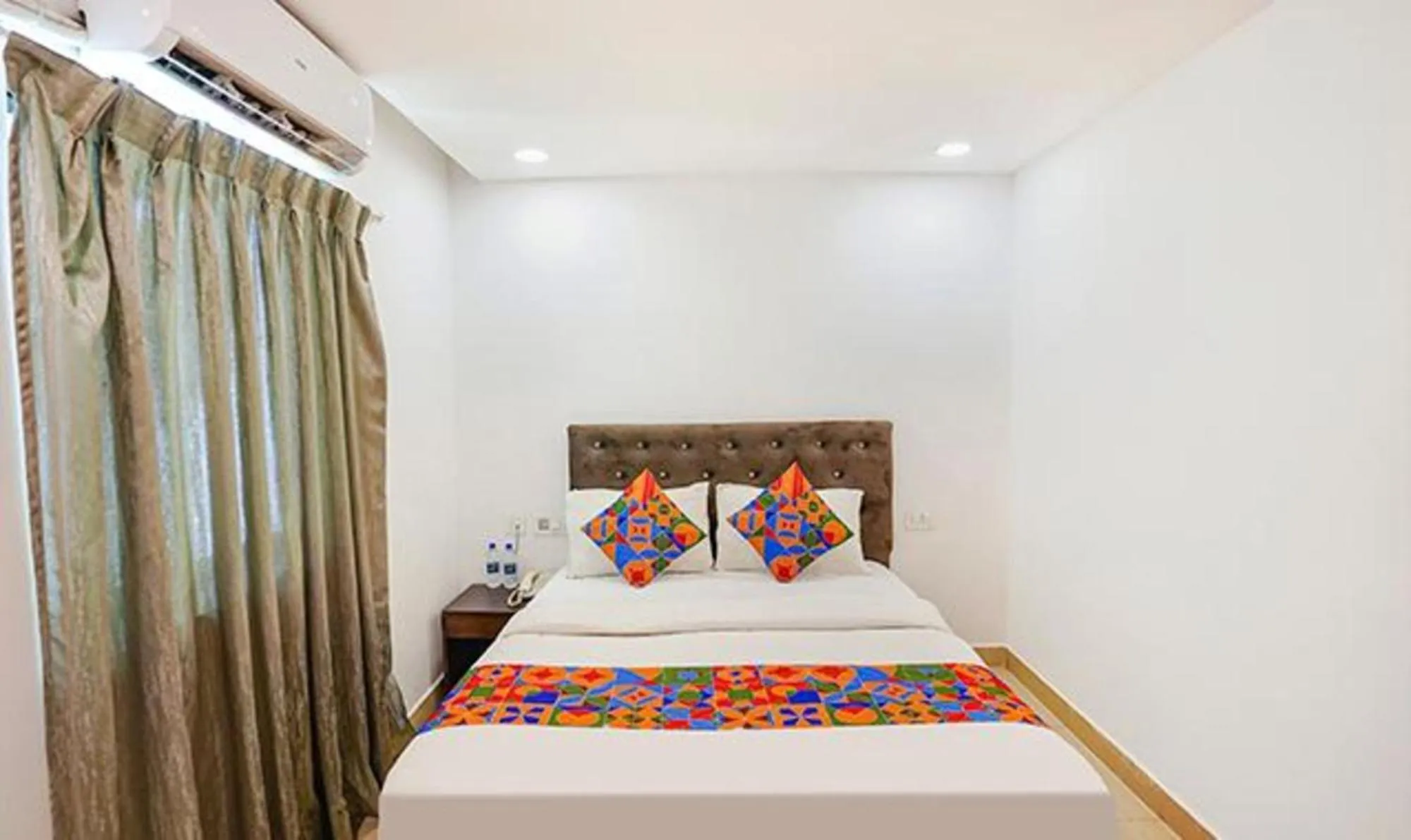 Bed in FabHotel Earth - Nr Guindy Industrial Estate