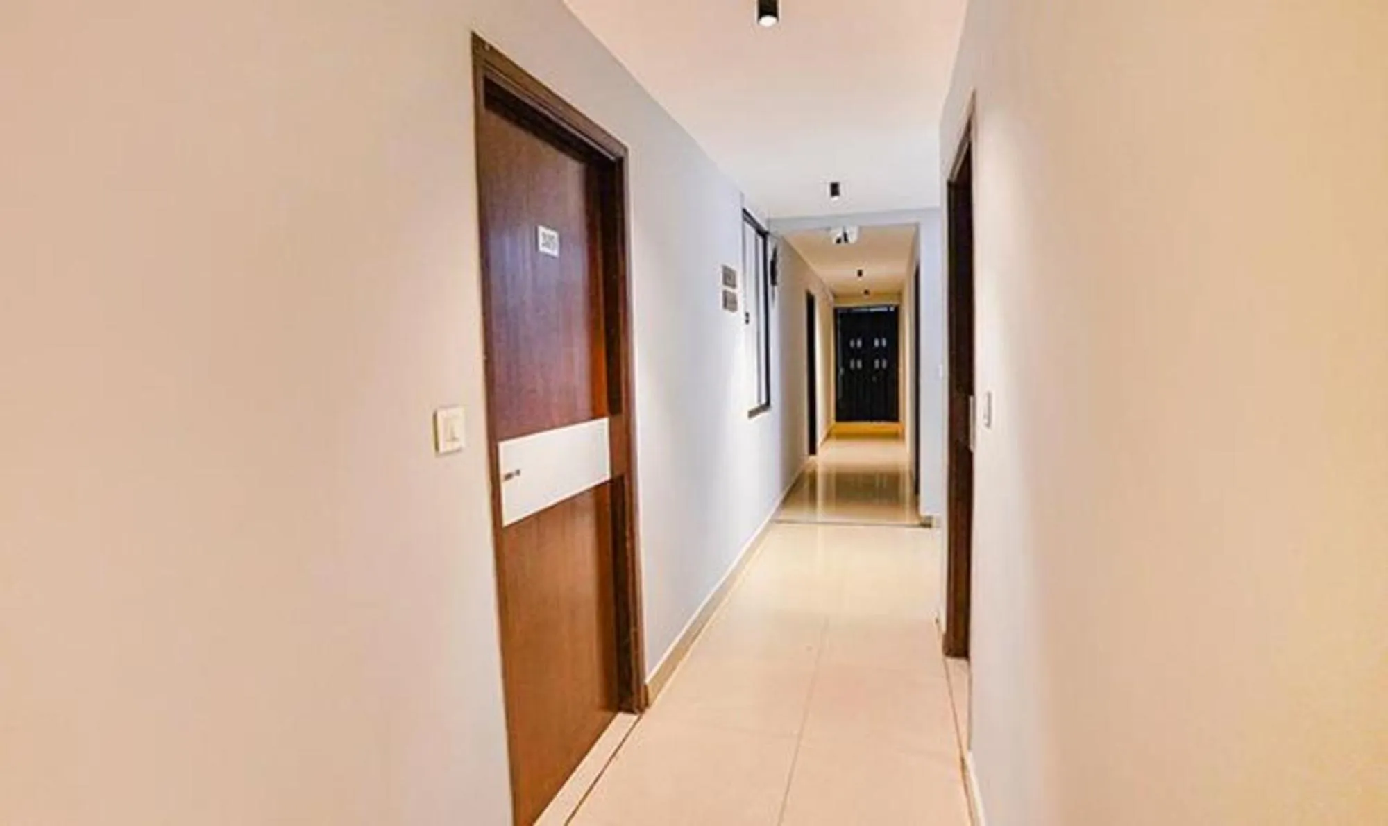 Lobby or reception in FabHotel Earth - Nr Guindy Industrial Estate