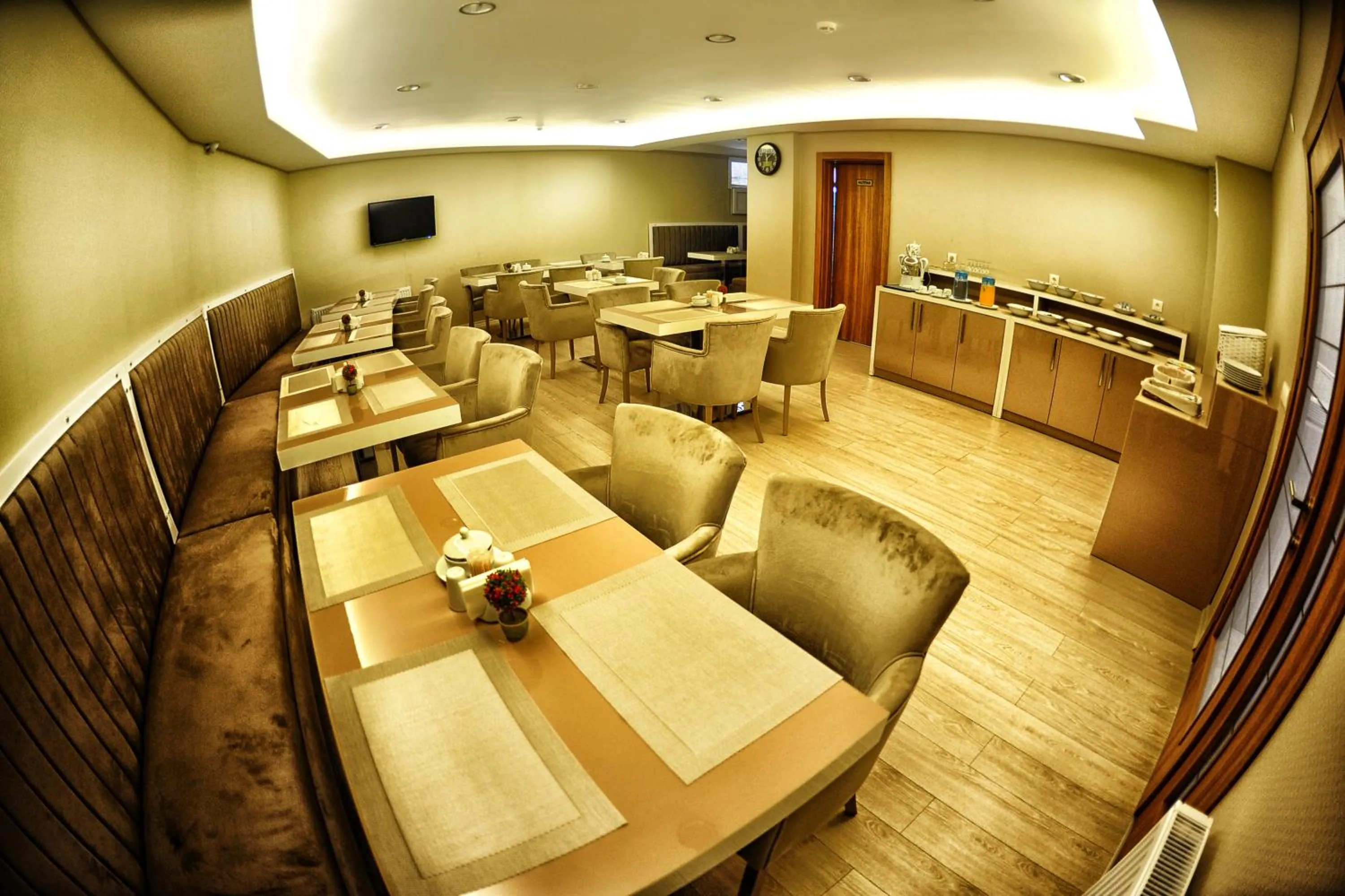 Breakfast in Serenti Pamuk Hotel