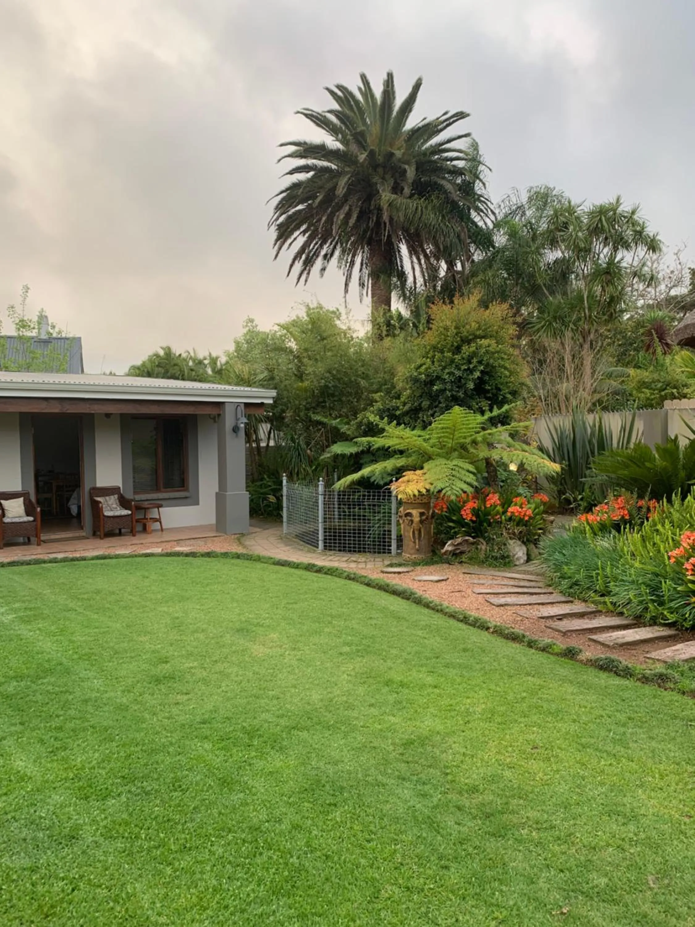 Property building in Mountain Dew Guest House