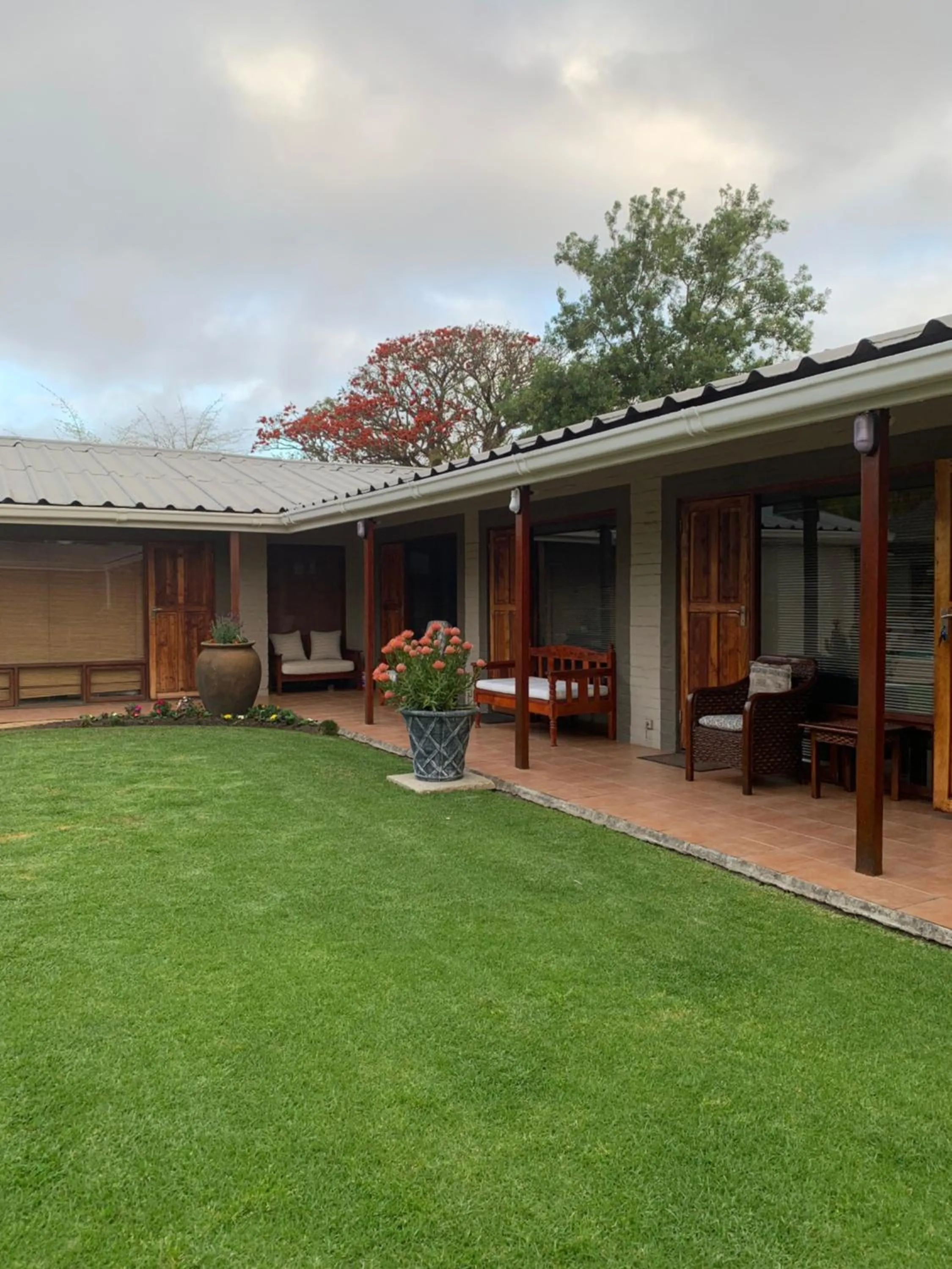 Garden in Mountain Dew Guest House