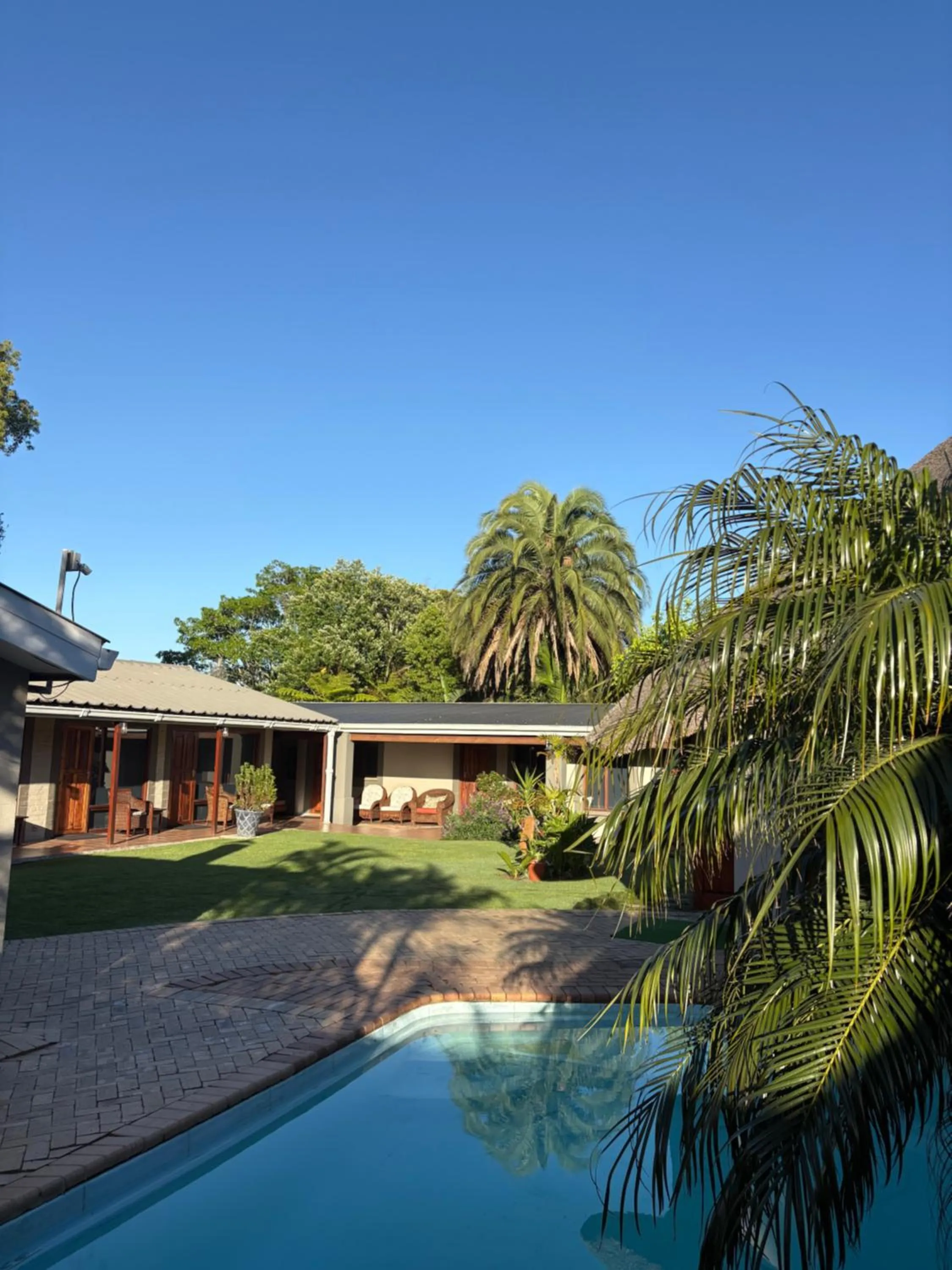 Swimming pool in Mountain Dew Guest House