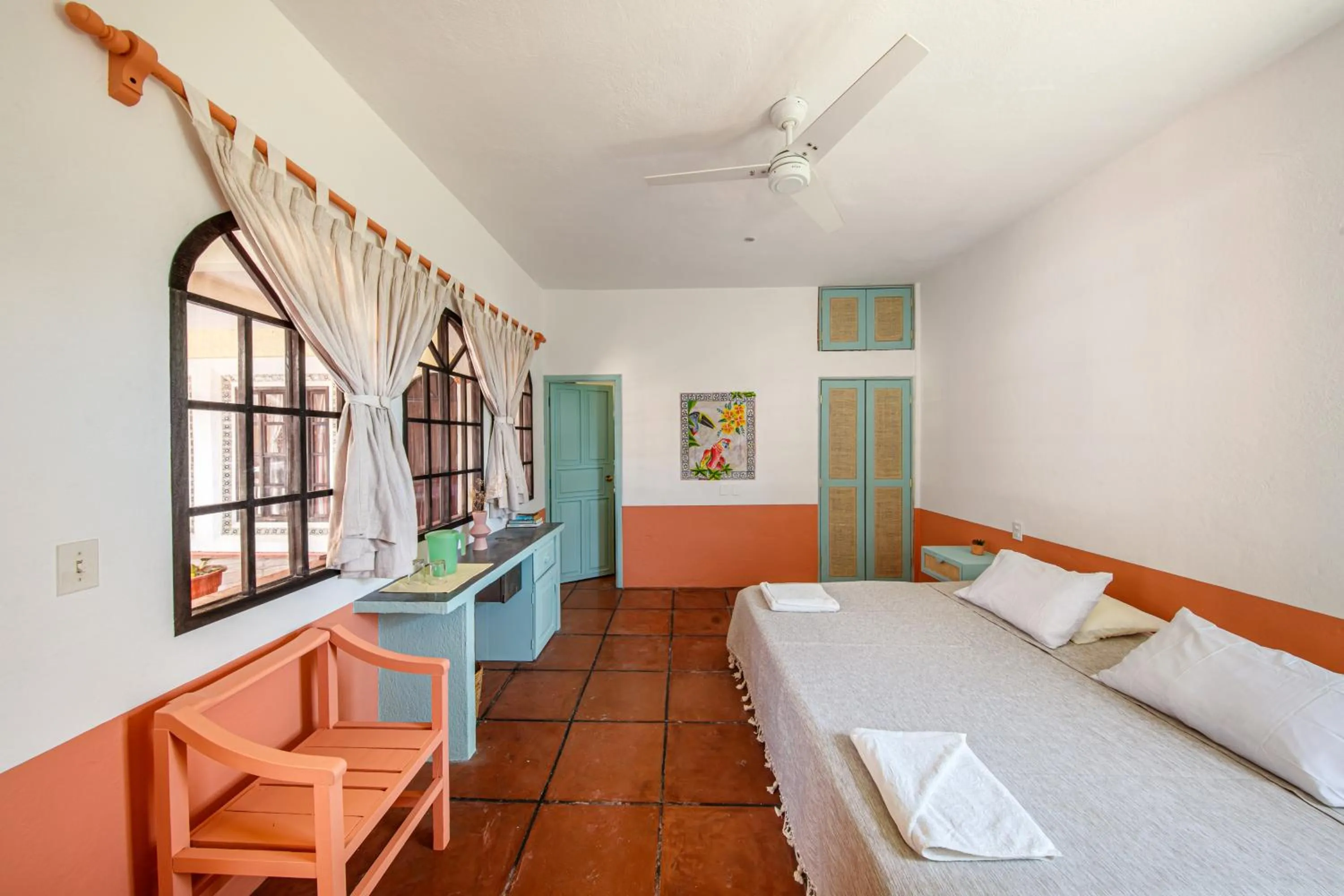 Standard King Room in Hotel Flor de Maria