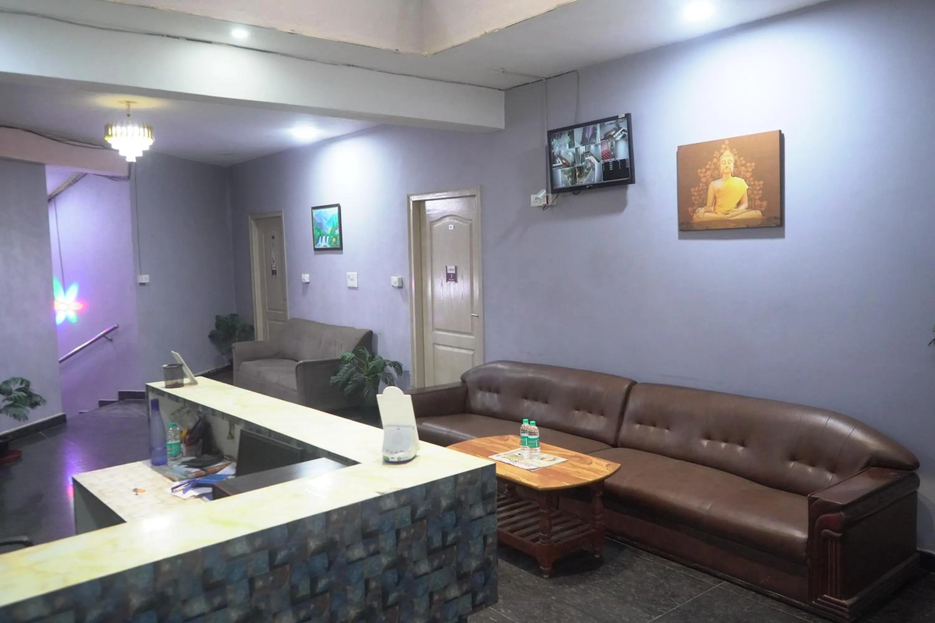 Seating area in Hotel Golden Suites